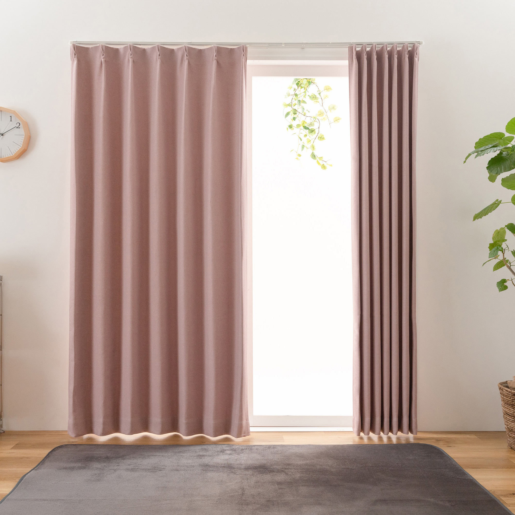 2級遮光カーテン 　【100cm×135cm】 2枚 2級遮光カーテン 【100cm×135cm】 2枚 【公式通販】