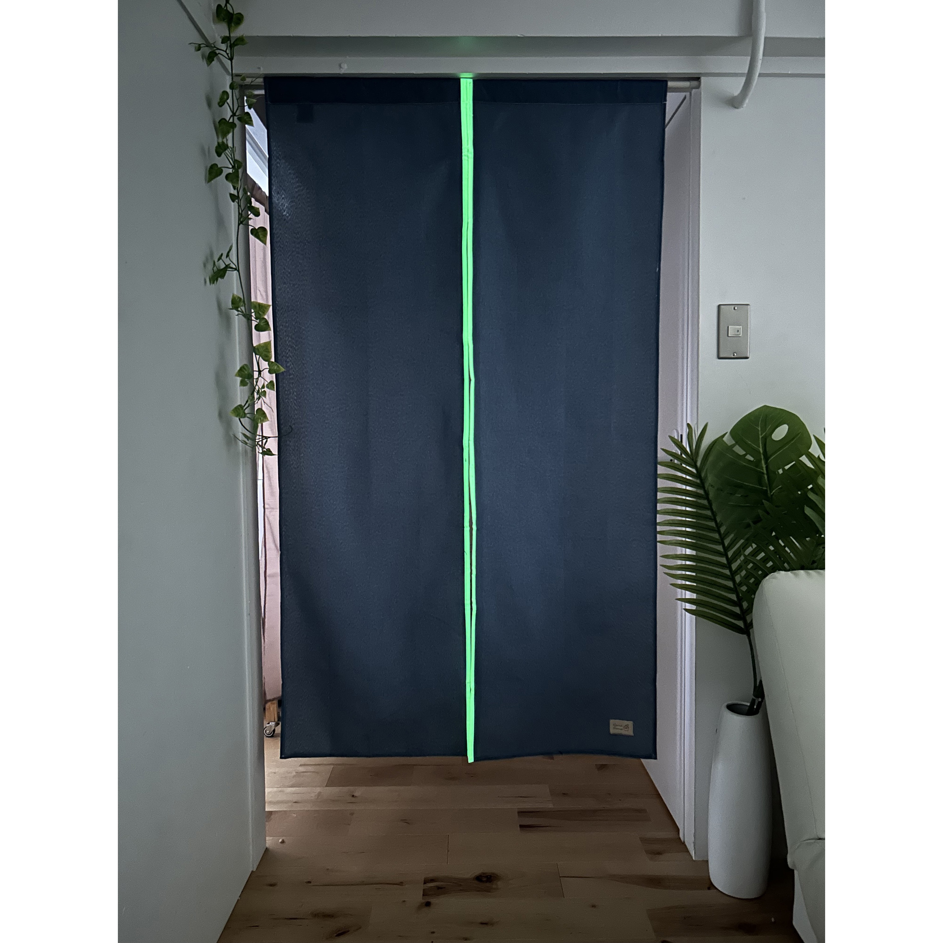 M6928 蓄光のれん【バラ売り】 フルネス 幅85cm高さ150cm M6928 【通販