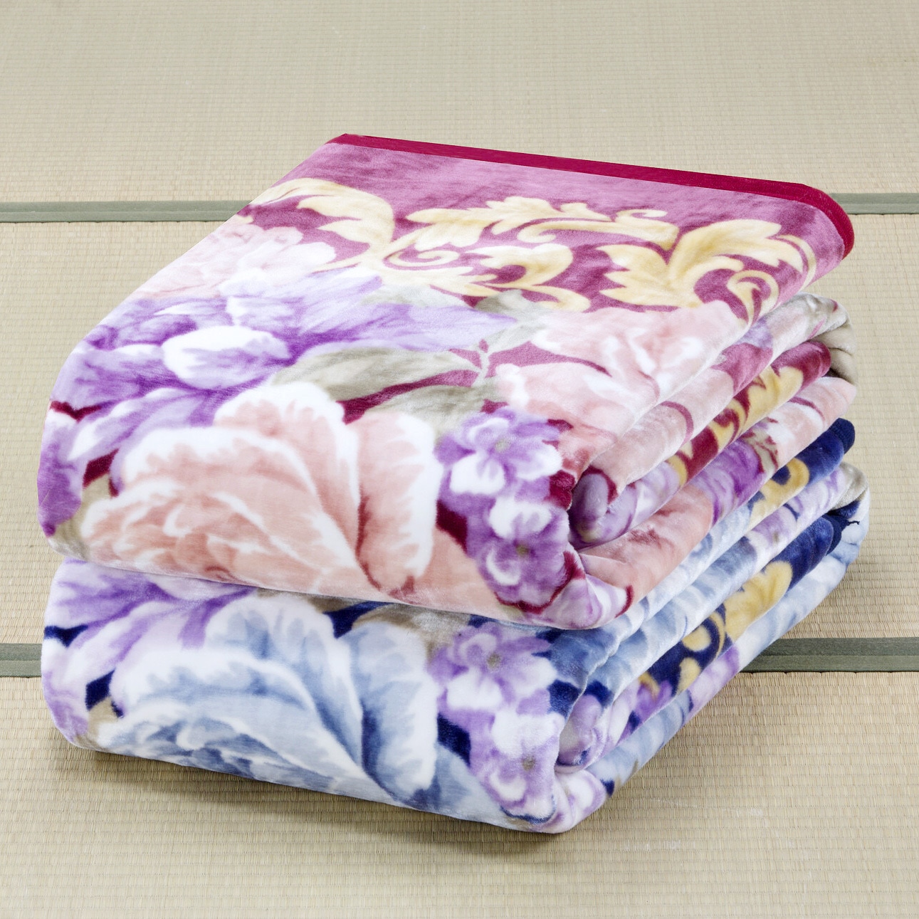 HBX 花柄 毛布 140cm x 210cm HBX 花柄 毛布 140cm x 210cm 【公式通販】