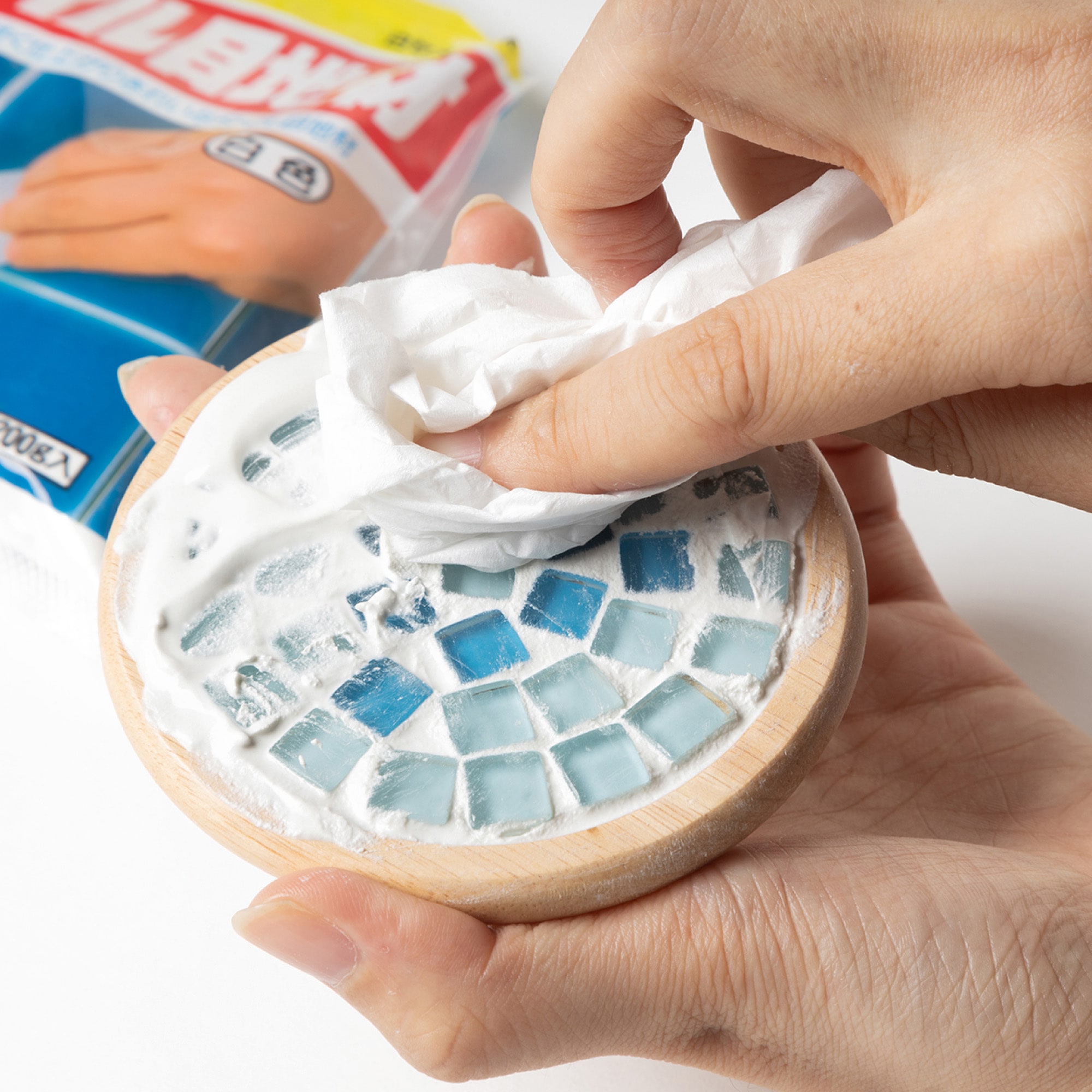 HJ-113 タイル目地材 セメダイン 白色 1袋(200g) HJ-113 - 【通販