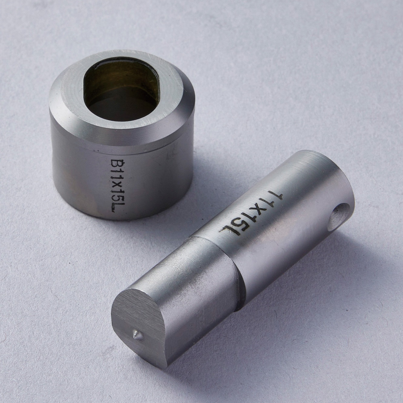 EZ9XAP1115 厚板用丸穴ダイス Panasonic(パナソニック) 穴径1115mm