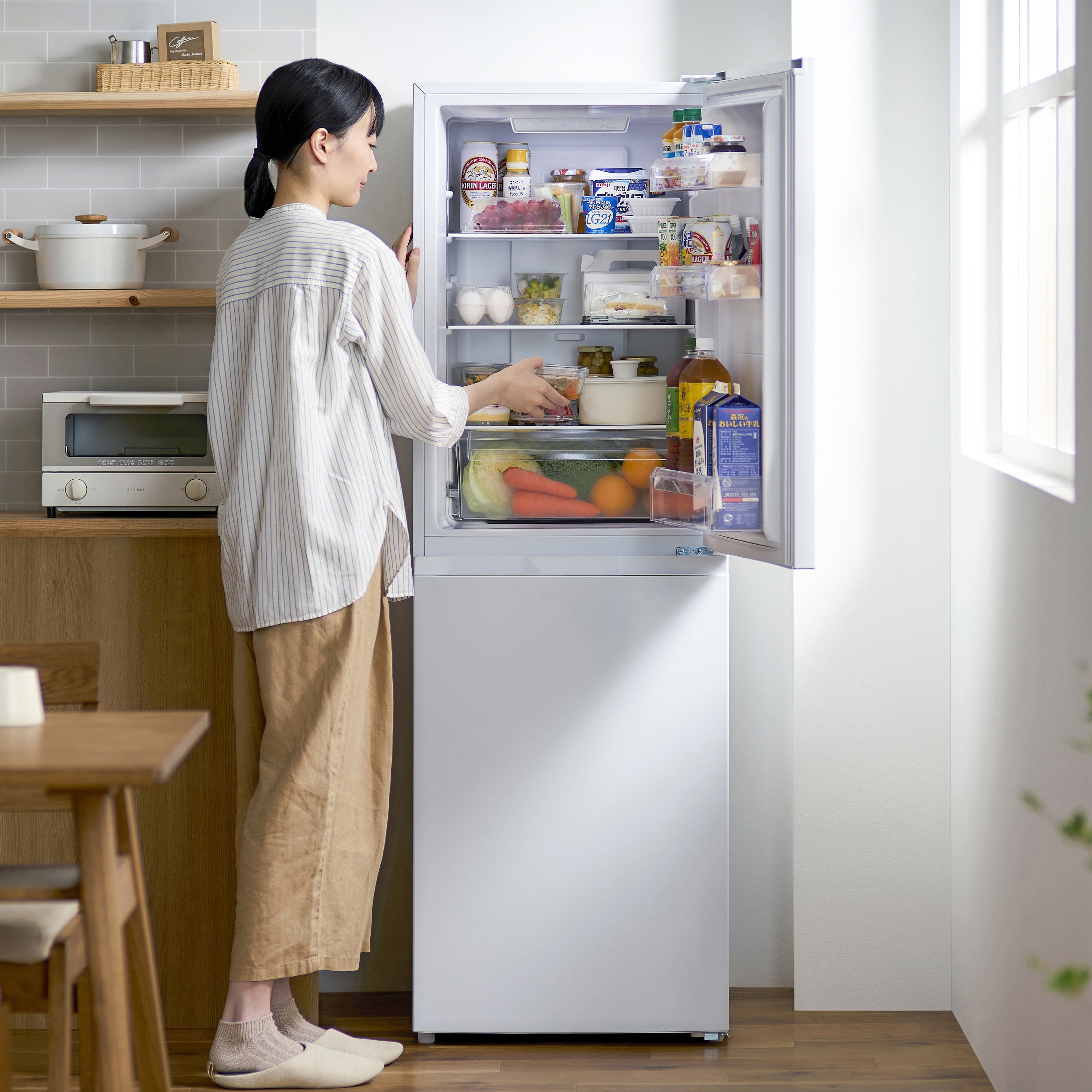 IRSN-23B-W 冷凍冷蔵庫 230L アイリスオーヤマ ファン式 - 【通販