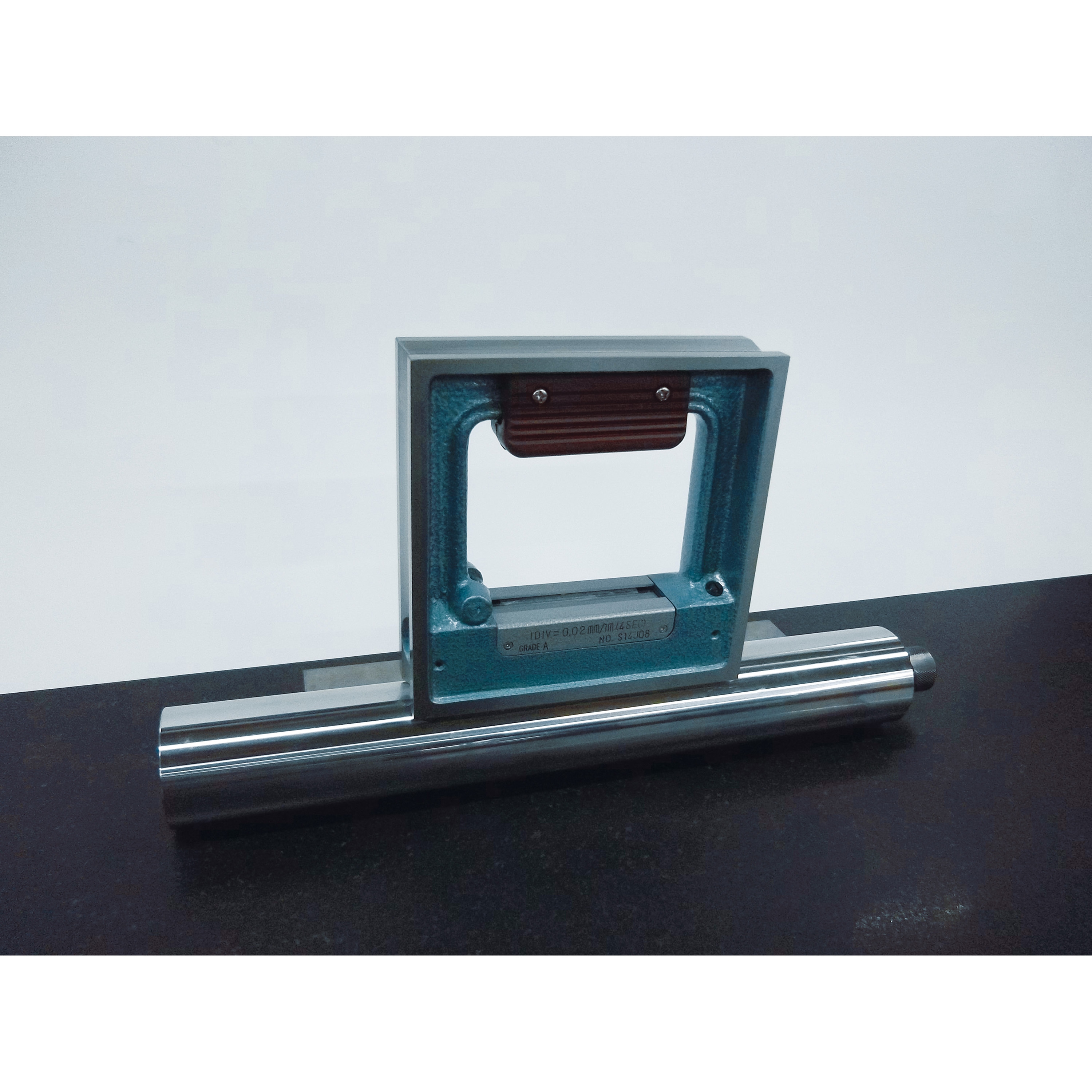 TSL-A1502 角型精密水準器 A級(JIS規格品) TRUSCO 感度0.02mm/m 【通販