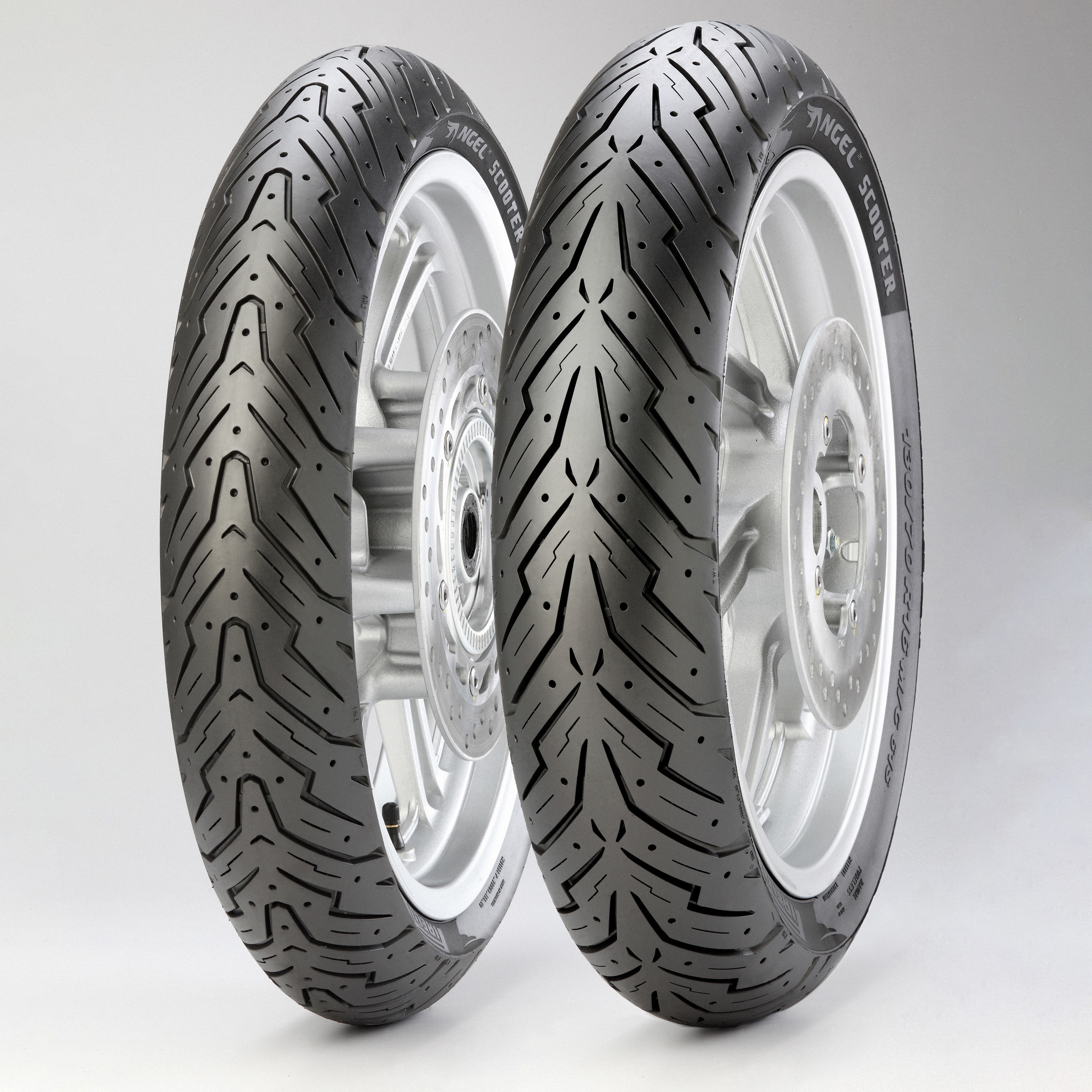 DUCATI　Diavel　 ピレリタイヤ付きリアホイール Buy BST 7 TEK 17 x 8.5 Rear Wheel - Ducati Diavel / XDiavel