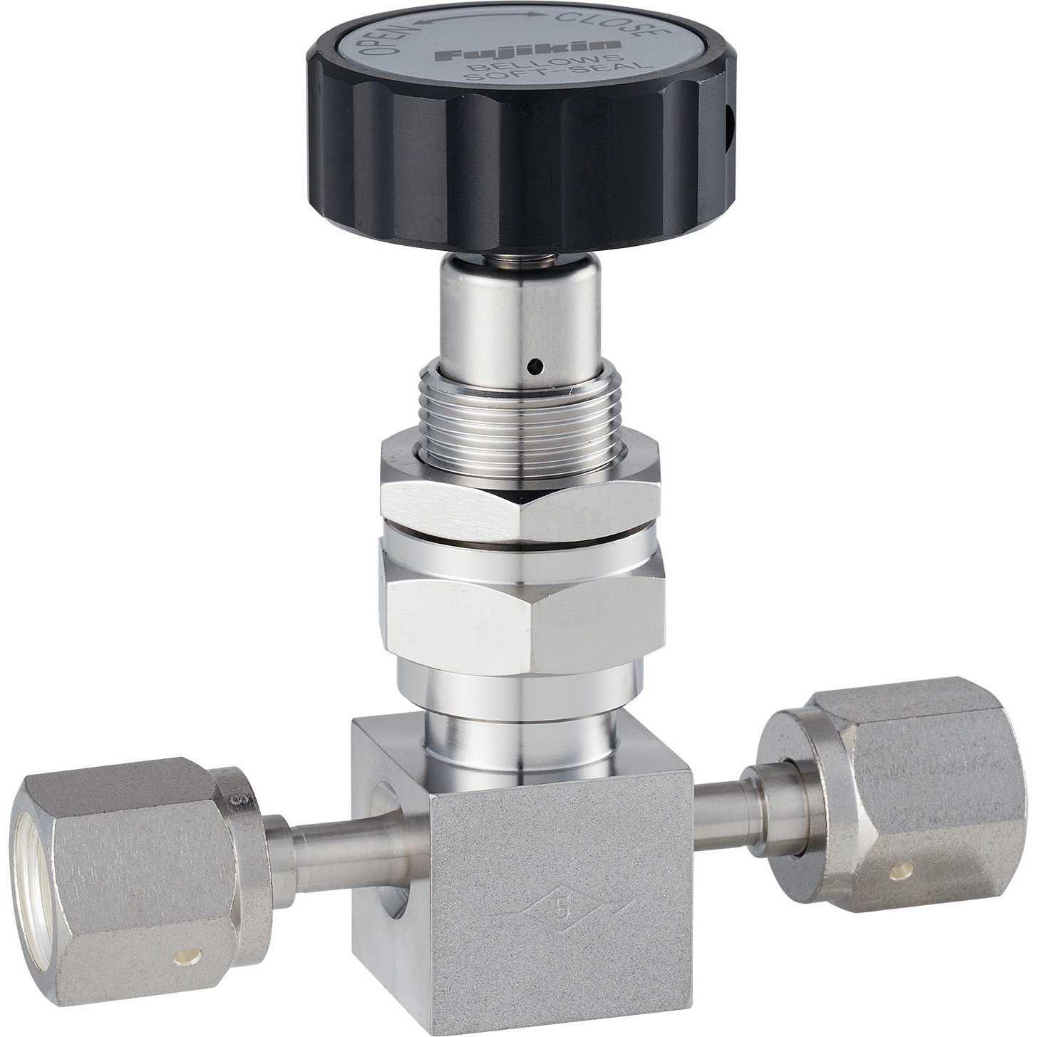 FUB-71-6.35-2 手動グローブタイプベローズバルブ フジキン 材質(本体)SUS316L UJR継手 呼び径(B)6.35