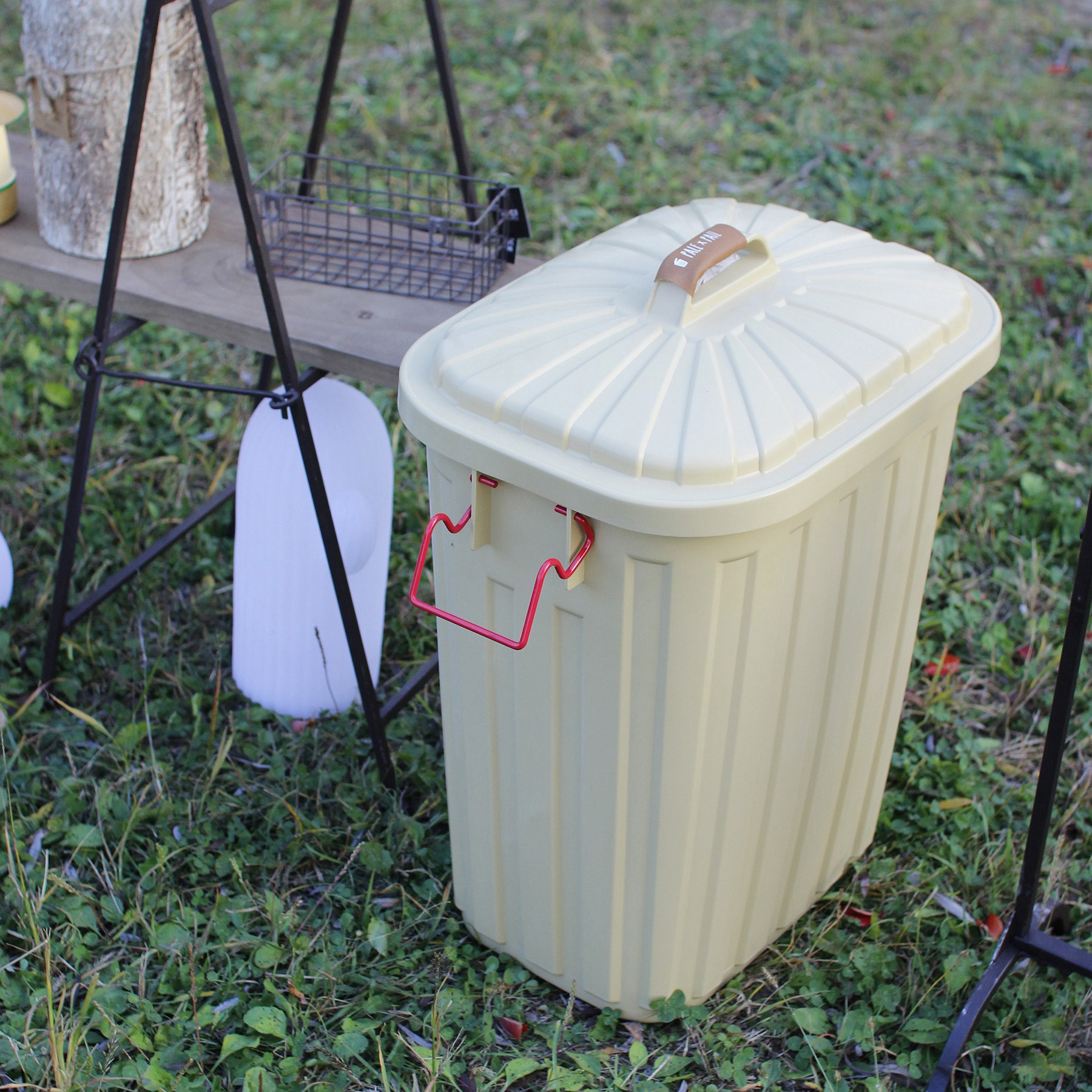 IWLY4010EB PALE×PAIL ふた付きゴミ箱 60L 1個 スパイス 【通販