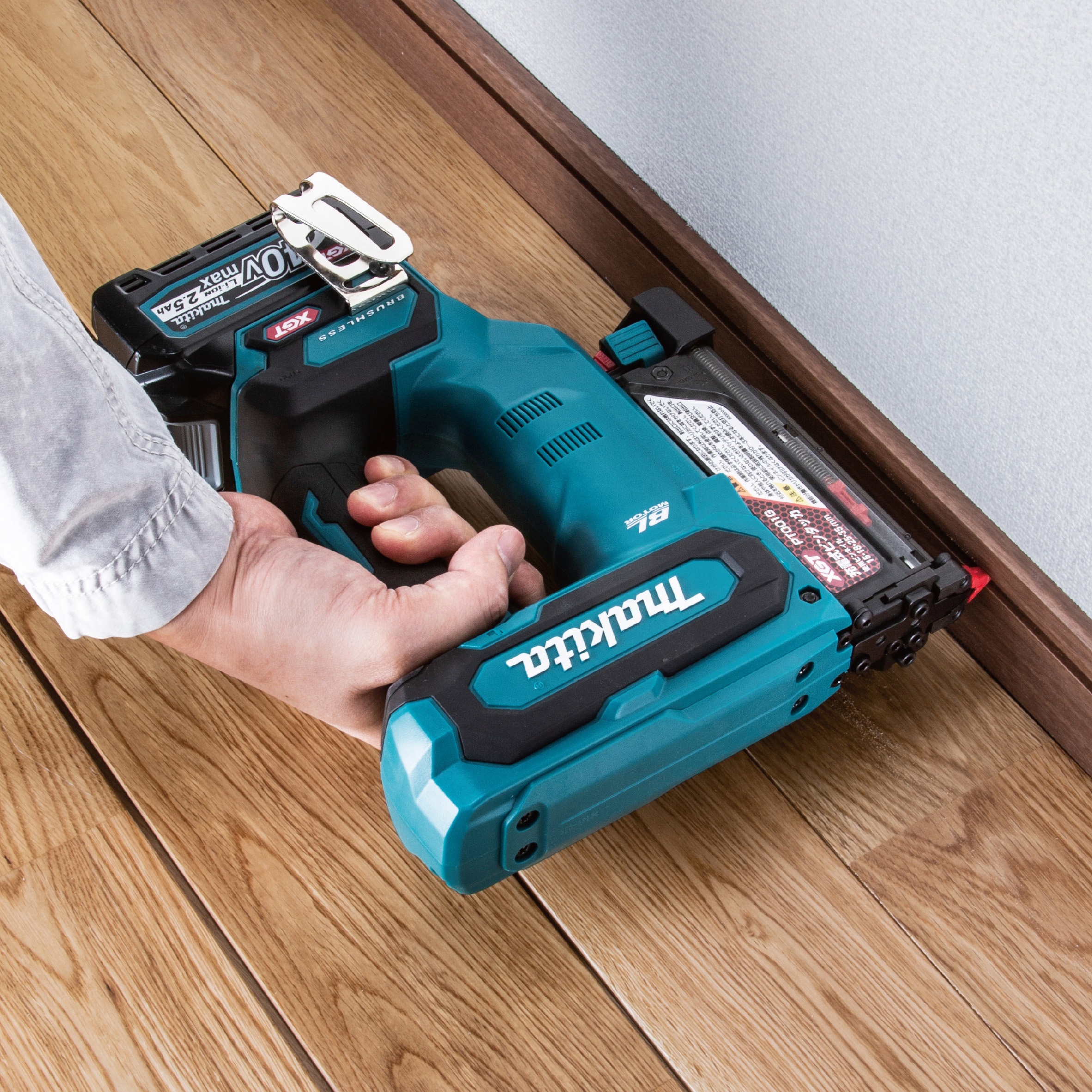 PT001GZK 充電式ピンタッカ 1台 マキタ 【通販モノタロウ】