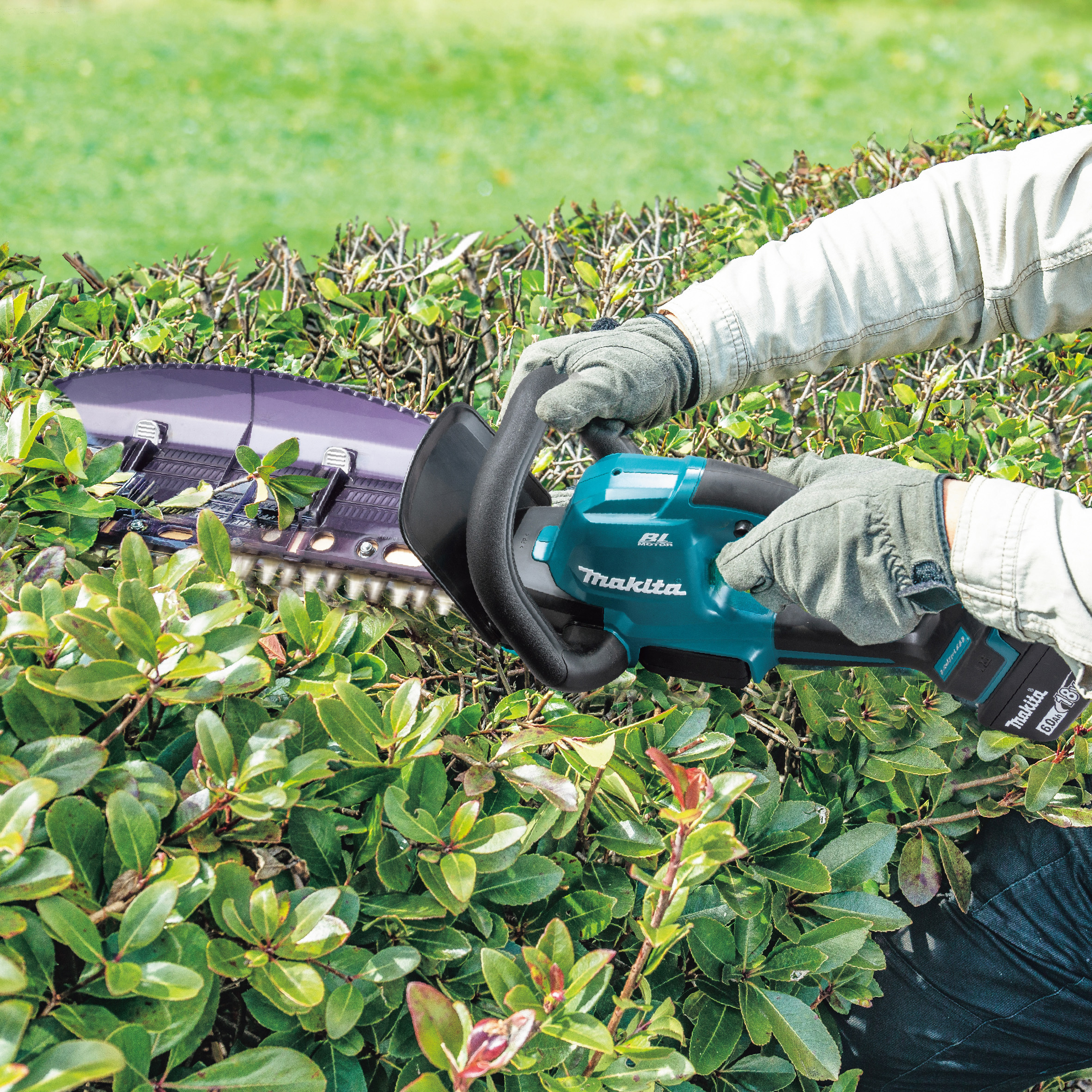 MUH368DRG 360ミリ充電式両刃ヘッジトリマ マキタ 最大切断径18mm