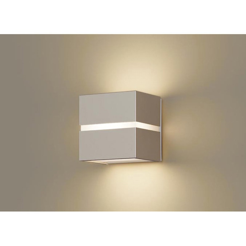 LSEW4072LE1 ポーチライト・勝手口灯 Panasonic(パナソニック) ランプの種類LED 電球色 消費電力6.1W 幅144mm  LSEW4072LE1