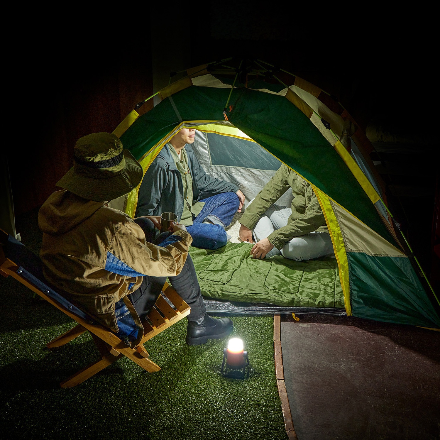 LKL-2000(G) LED電池式ランタン 1台 東芝 【通販モノタロウ】