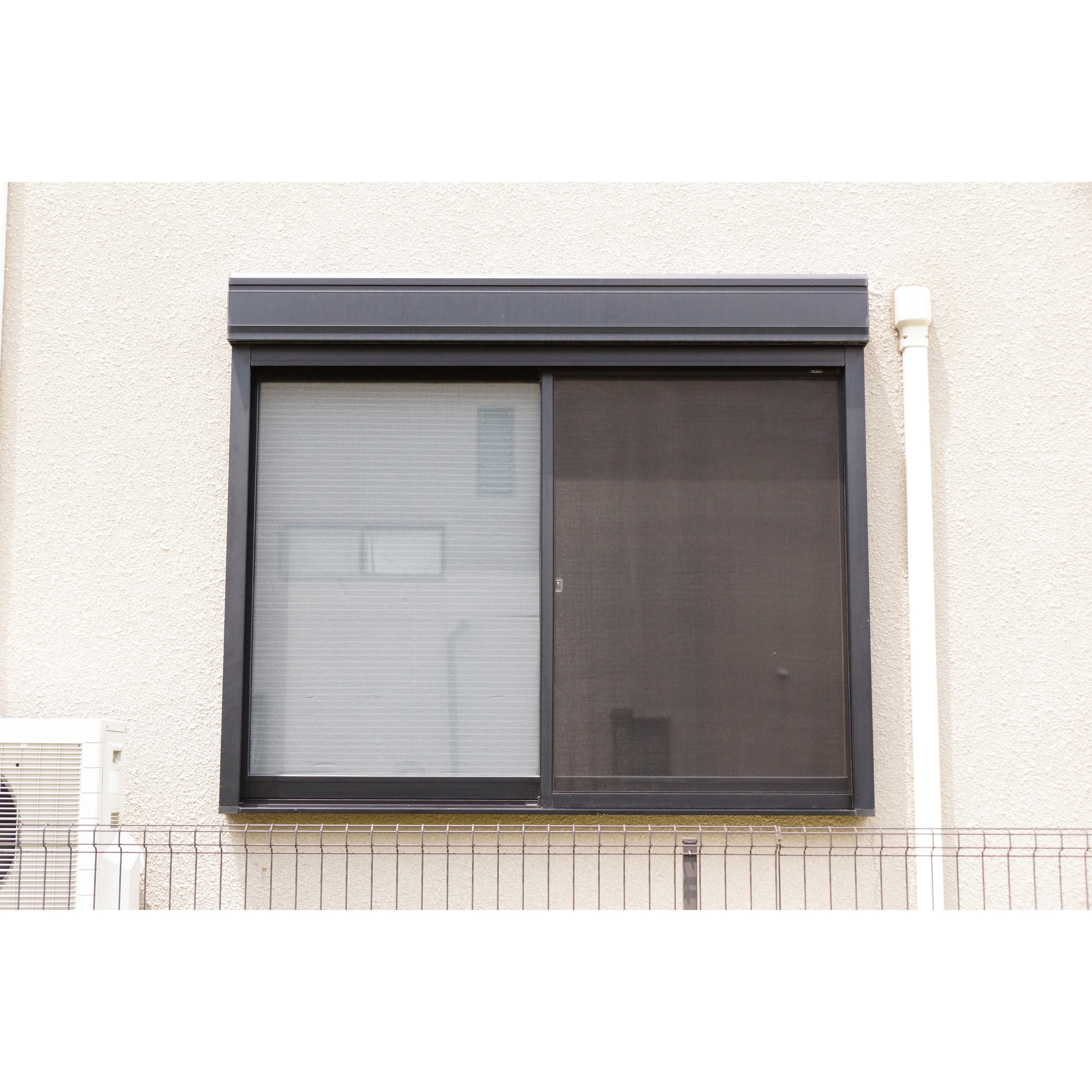 K0909 遮光・遮熱メッシュシート モノタロウ 断熱効果約35% 黒色 長さ