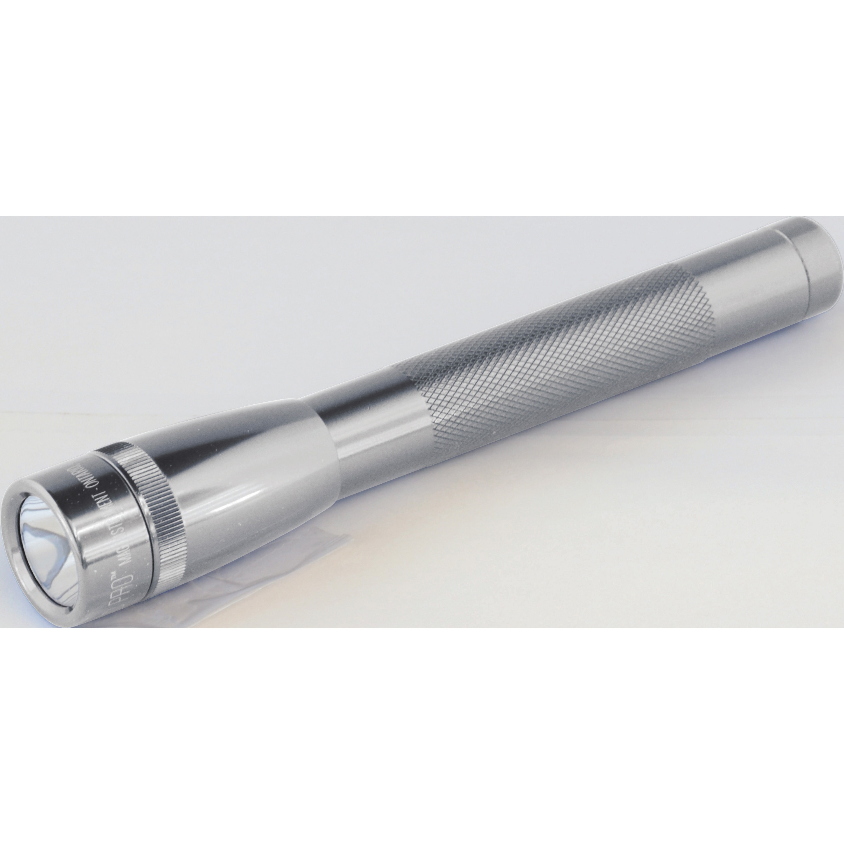 SP2P107 LEDフラッシュライトマグライトプロ MAG-LITE(マグライト) シルバー色 332Lm