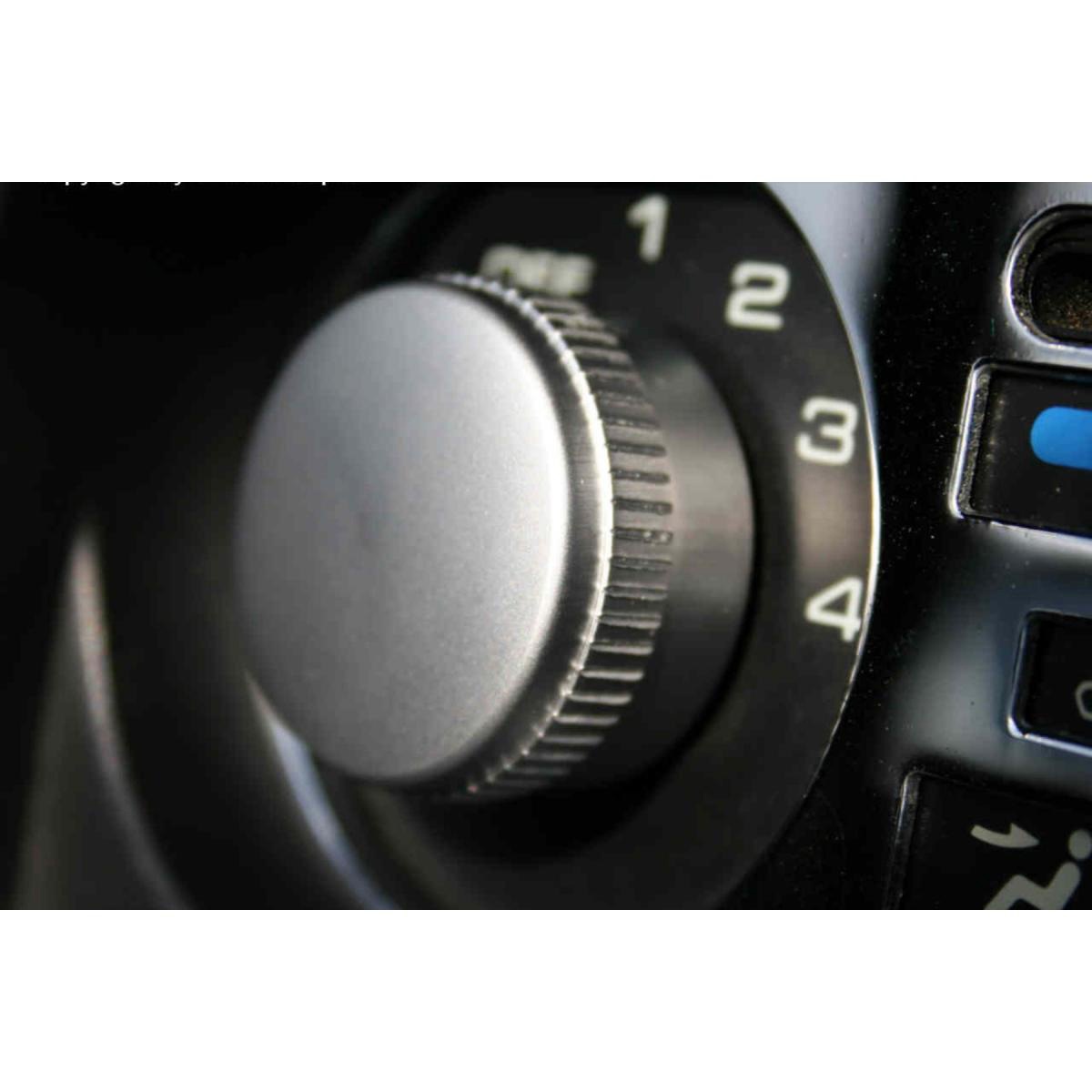 NA0-0006E エアコン調整ダイアル エアコンレス車 シルバー NA0-0006E 1個 アイエルモータースポーツ 【通販モノタロウ】