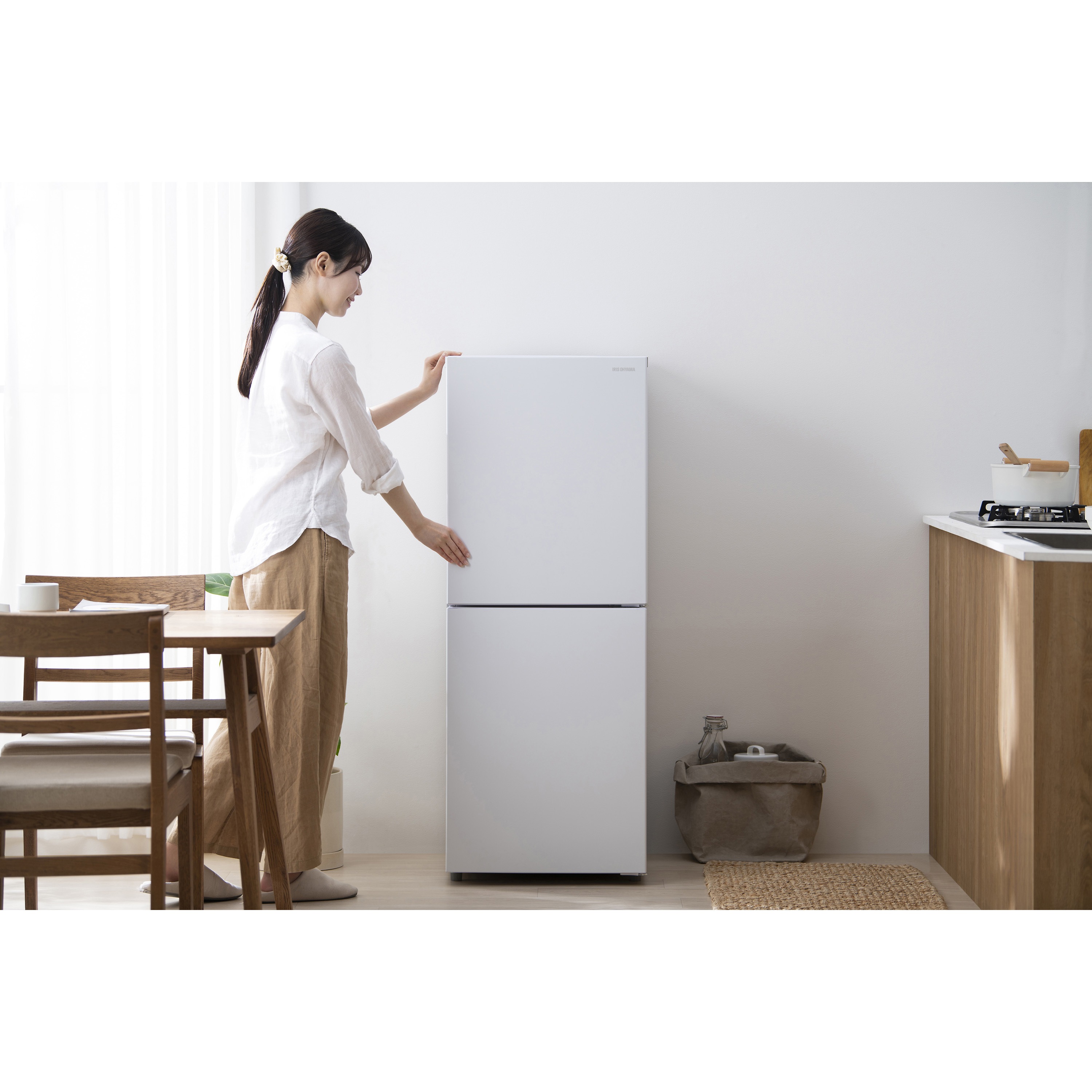 IRSN-HF15A-W 冷凍冷蔵庫 153L アイリスオーヤマ ファン式 - 【通販