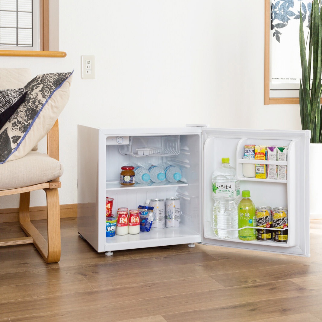 a2895110 ワンドア両開き冷蔵庫(46リットル) 1台 ファミリー・ライフ