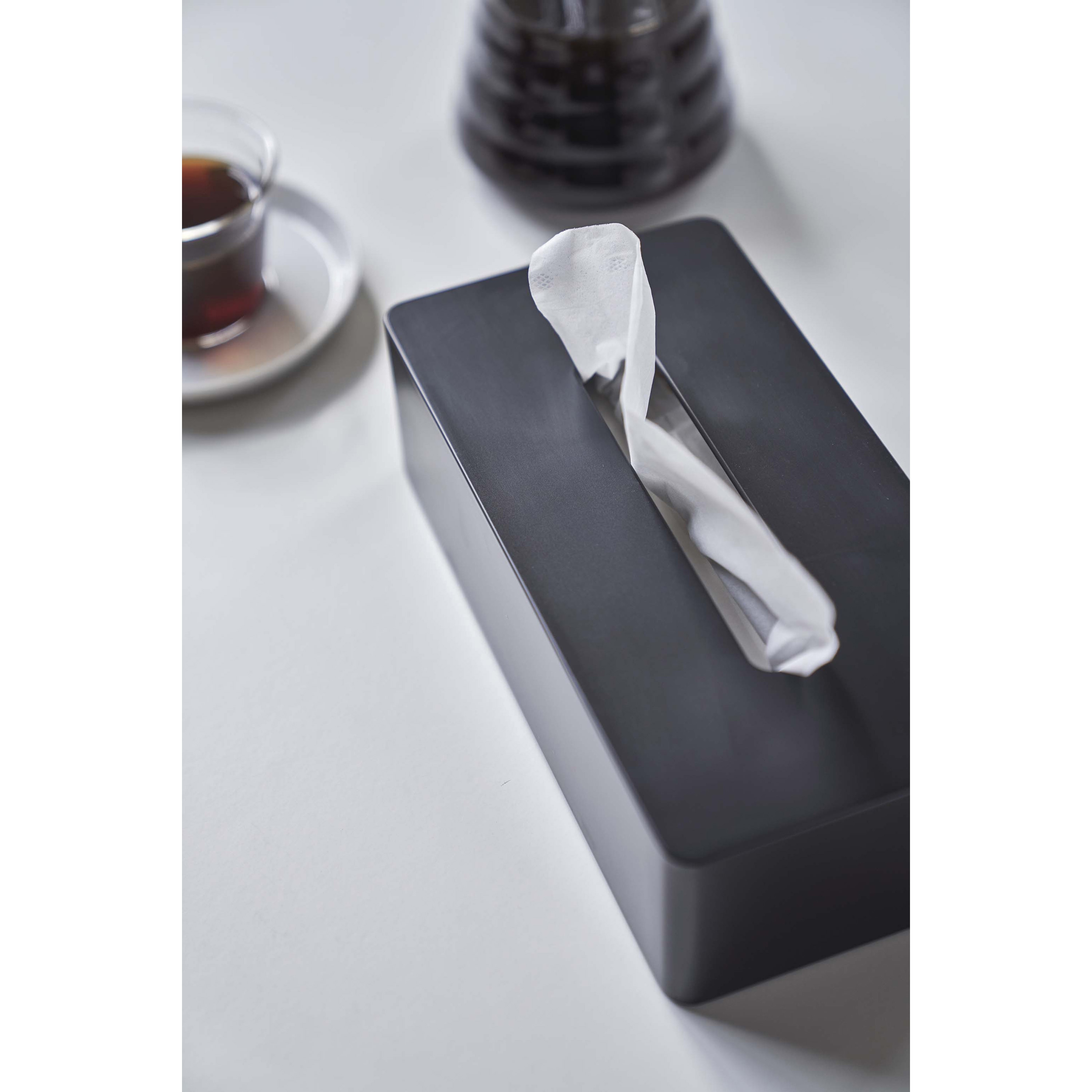 5584 タワー ティッシュケース レギュラー 山崎実業 ブラック色