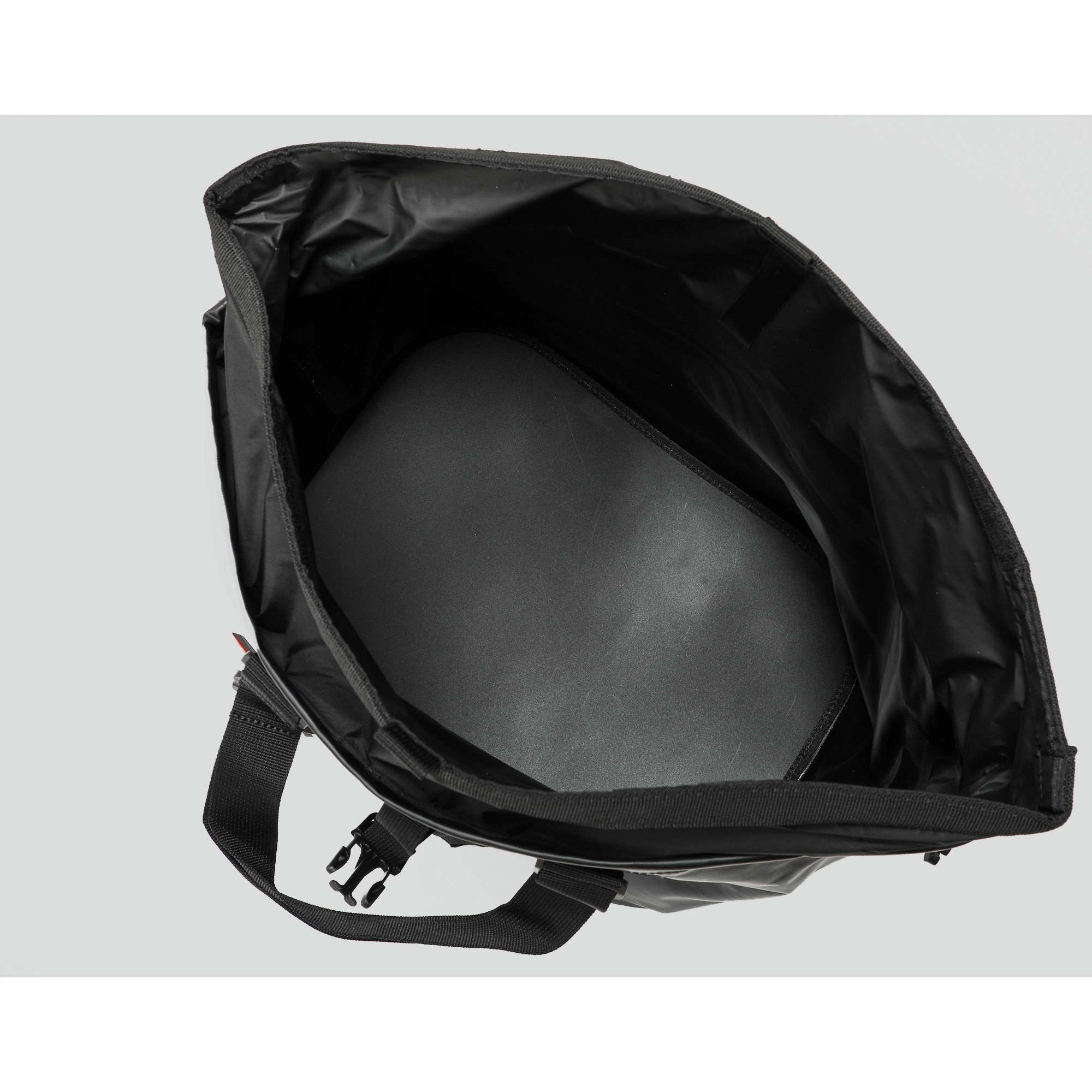 TTBL-BK 防水ターポリンバッグ TRUSCO ブラック色 容量20L TTBL-BK