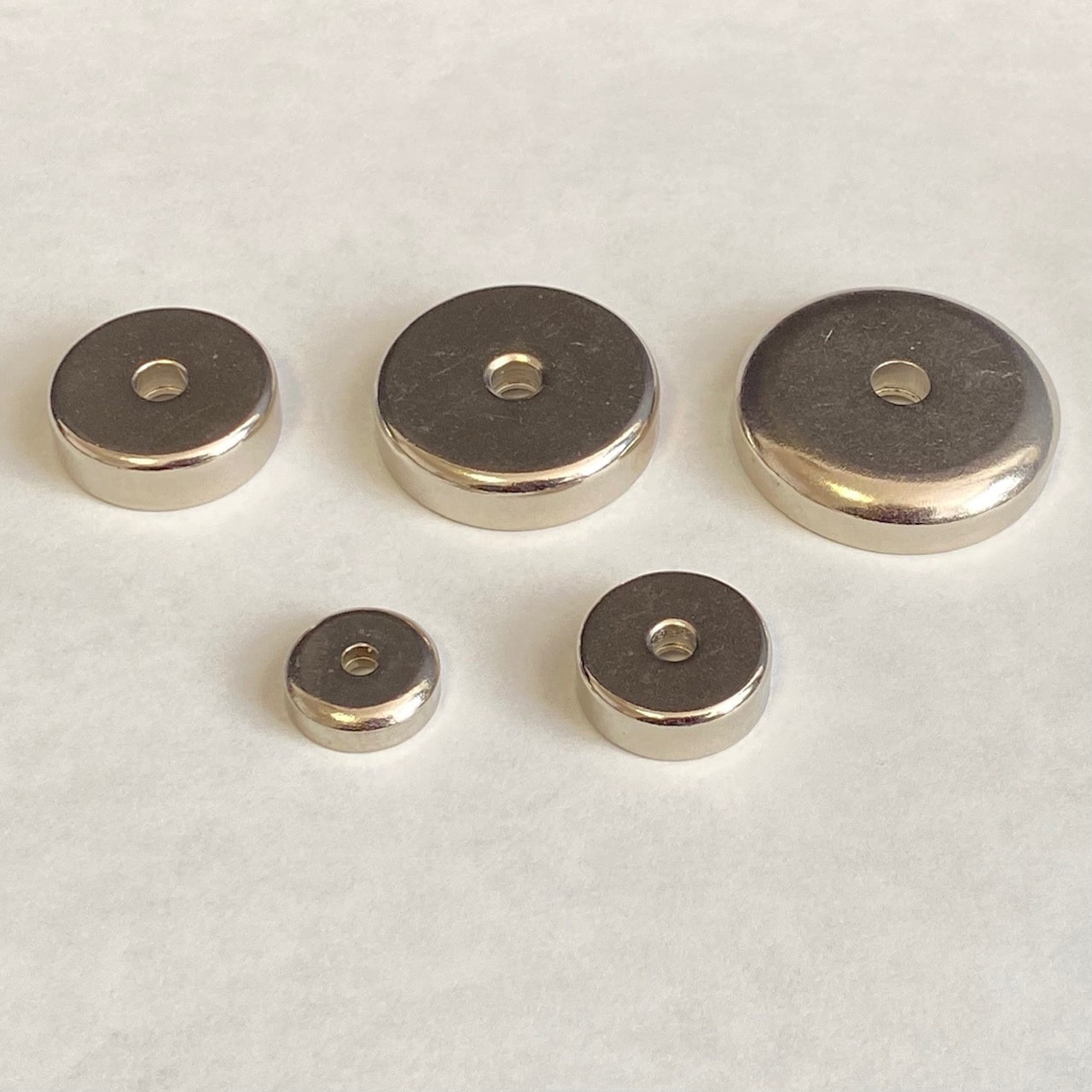 SNF25 キャップマグネット 皿ネジ用 超強力ネオジム磁石 16Φ～36Φ 5