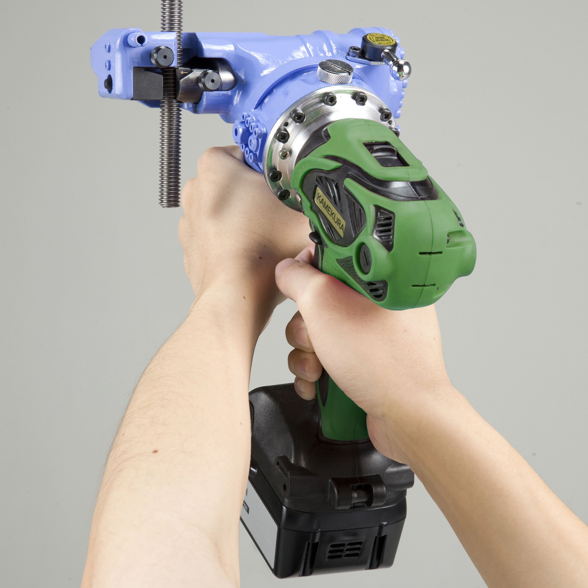 DW-408B 充電全ねじカッター ハードカッター (18V) 1台 亀倉精機