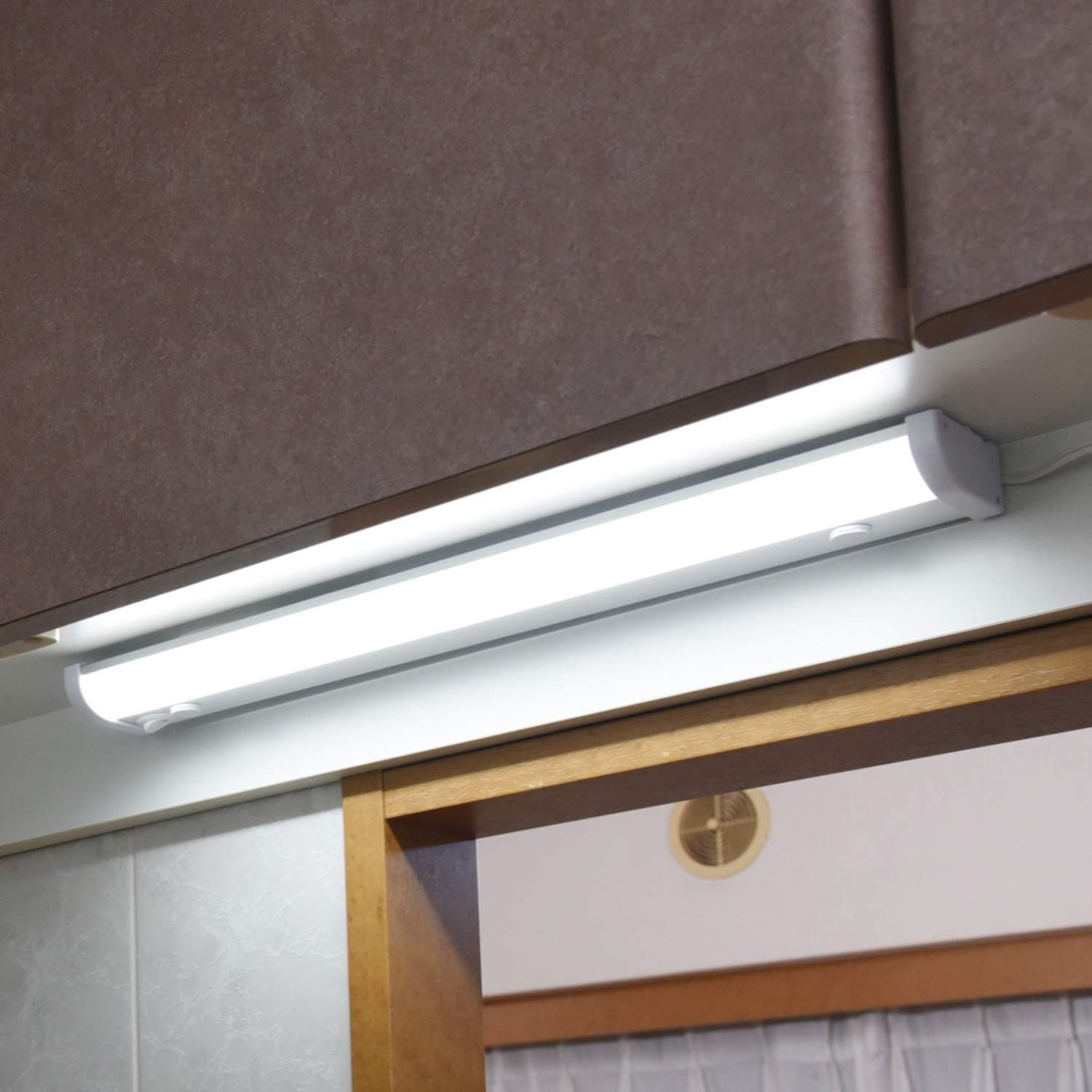 LT-B09N×4 LED多目的灯 YAMAZEN(山善) 電源AC100V(50/60Hz)