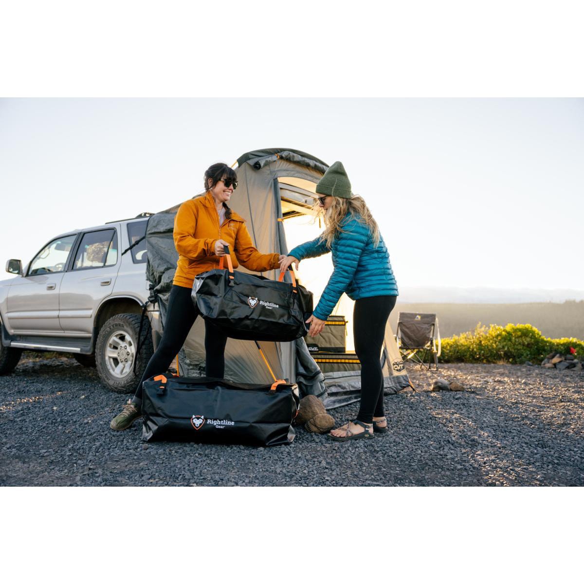 100J87-C カートップダッフル ライトラインギア 寸法812×381×381(H)mm 1個 100J87-C