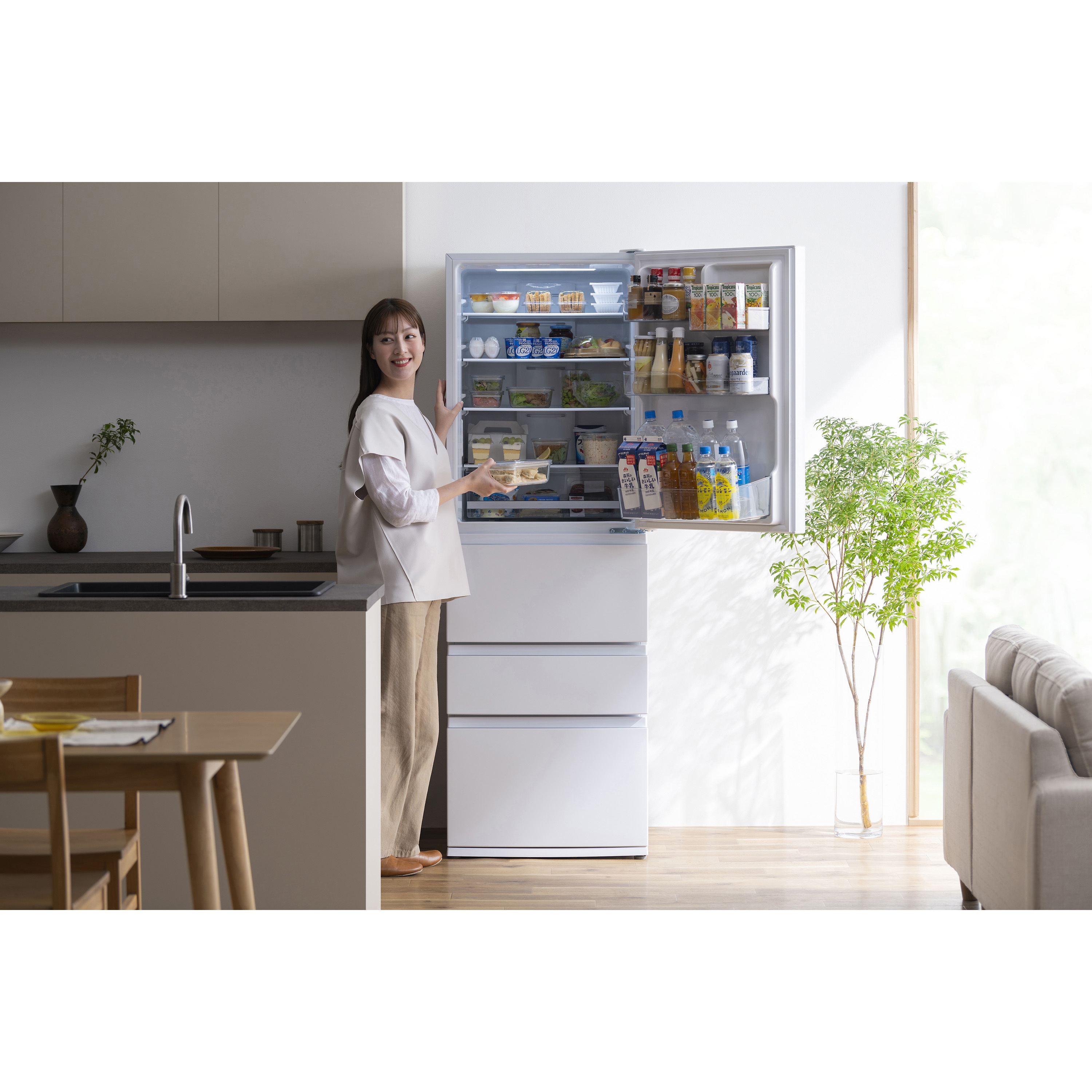 アイリスオーヤマ IRSN-37A-W 冷蔵庫 371L 2025年製 IRSN-37A-W 冷凍冷蔵庫 371L アイリスオーヤマ ファン式 ホワイト色