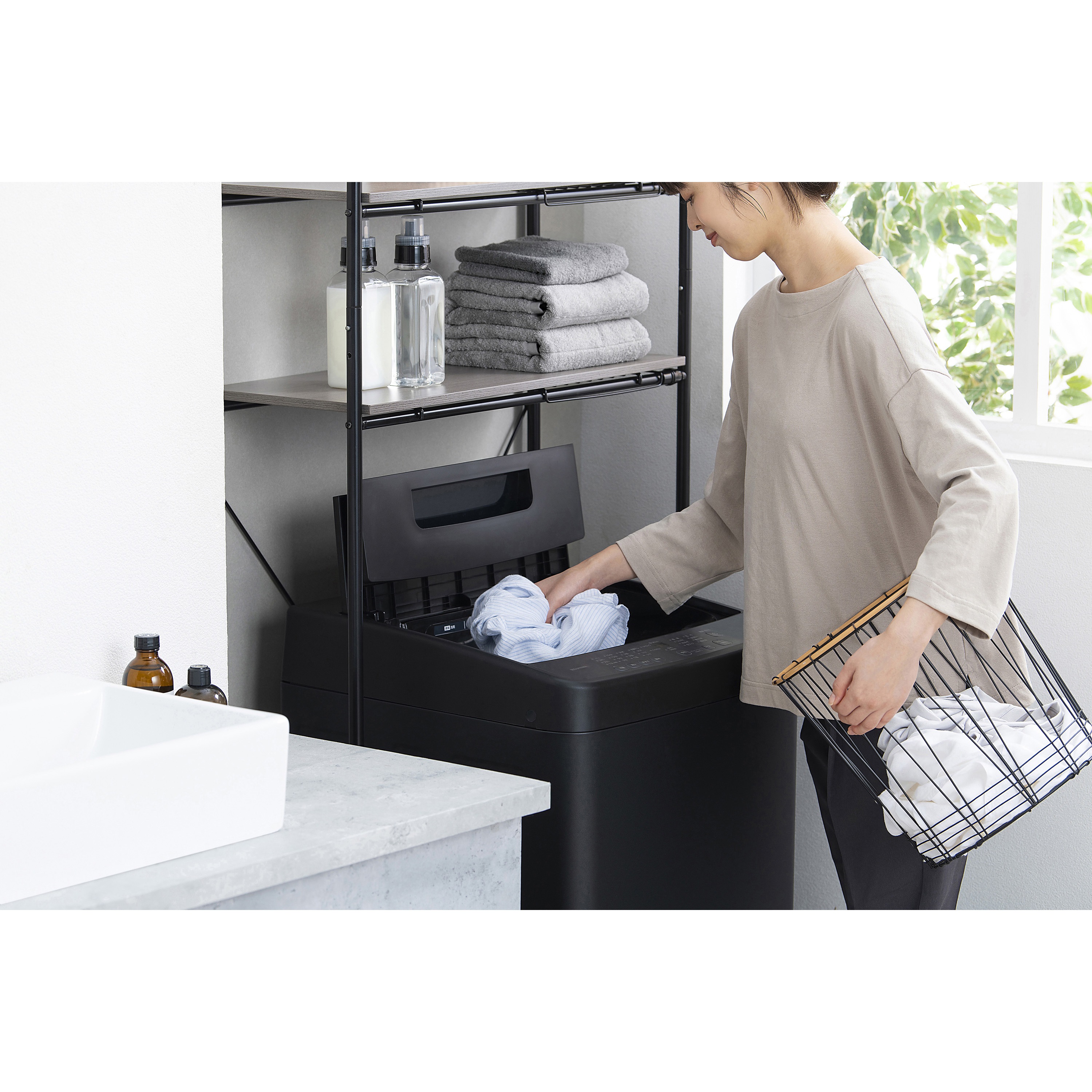 IAW-T606-B 全自動洗濯機 6kg アイリスオーヤマ ブラック色 IAW-T606-B