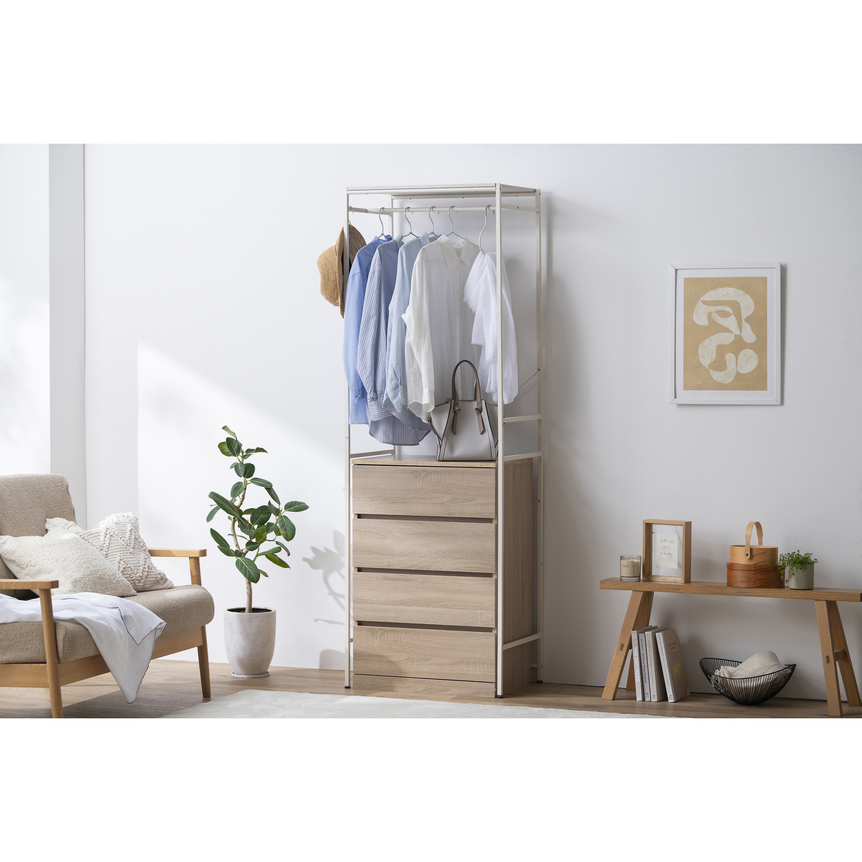 新品　アイリスオーヤマ　チェスト上ハンガーラック CHHR-640 CHHRー640 チェスト上ハンガーラック アイリスオーヤマ ホワイト色