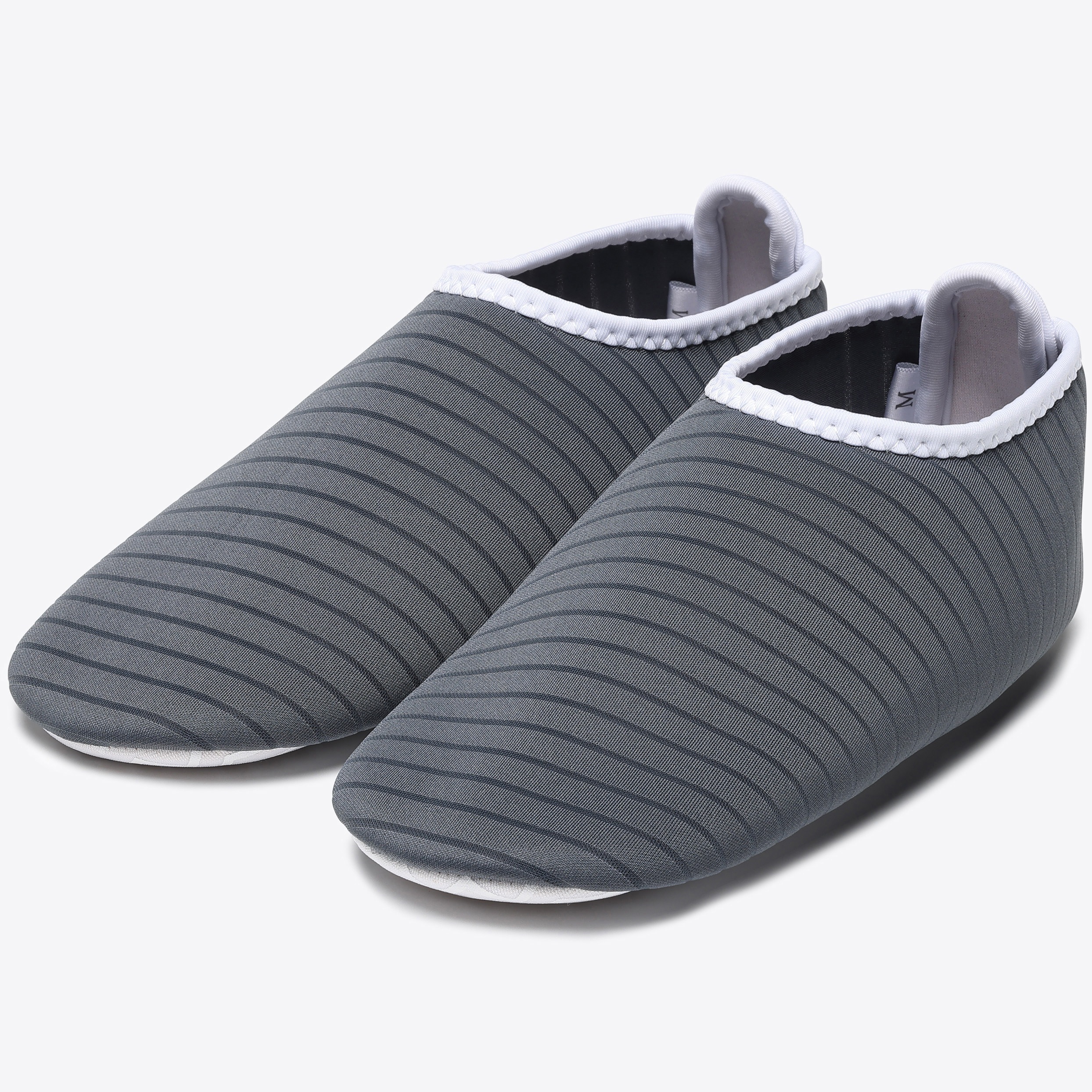 02 まもるん#02 丸五 ダークグレー色 サイズ26～28cm - 【通販モノタロウ】