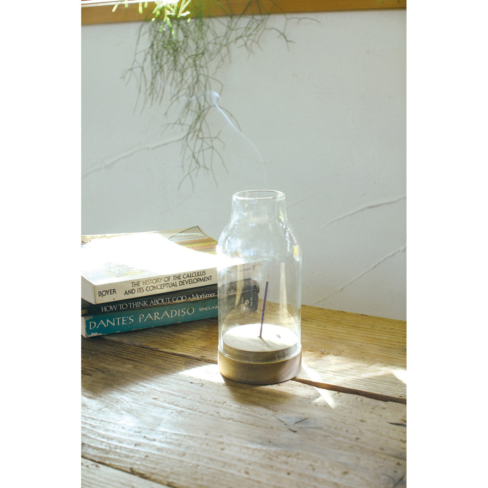 KNN88266 マトカ インセンスホルダー キシマ 色clear 1個 KNN88266