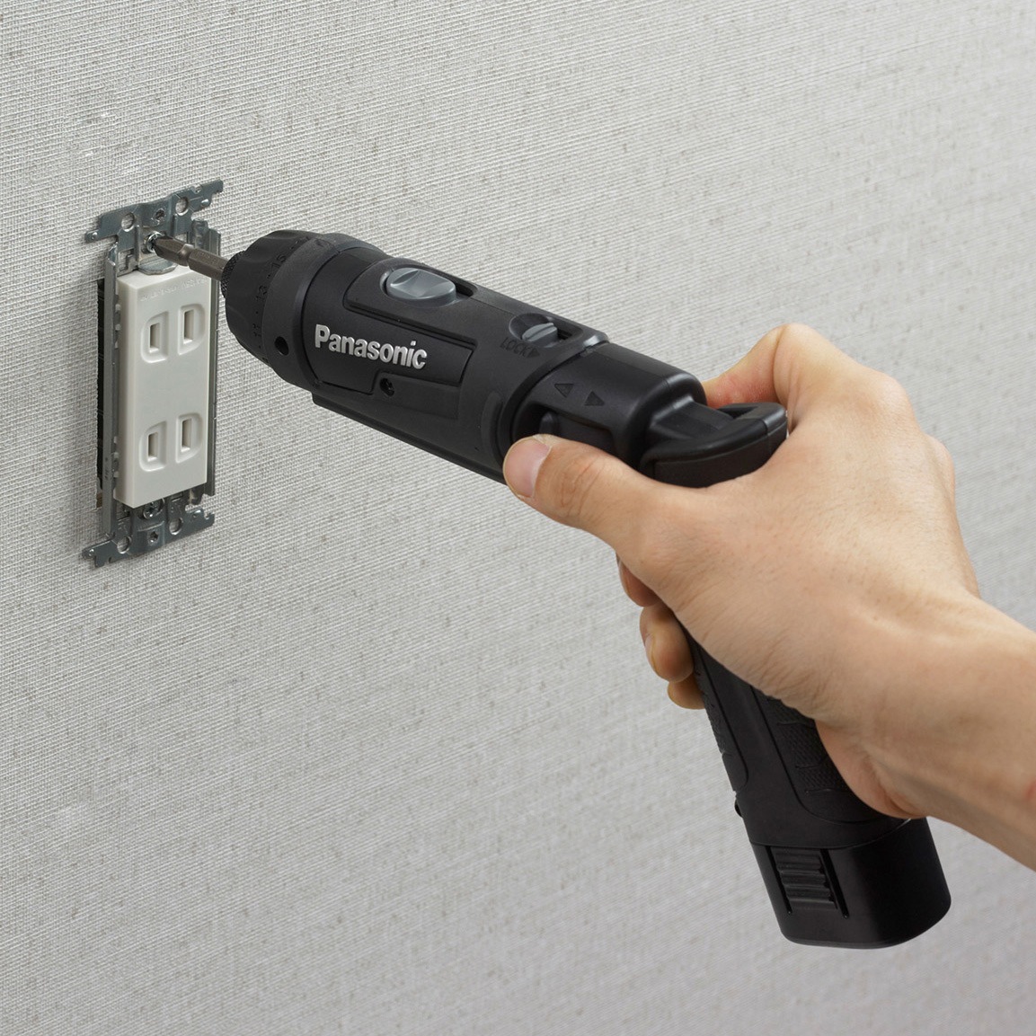 美品パナソニック　スティックドライバー Panasonic（パナソニック） 充電スティックインパクトドライバー 7.2V