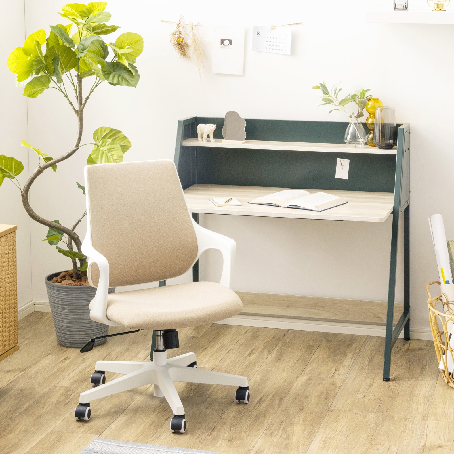 関家具 デスク ライナ JOIFA 802 2022年製 グレー 関家具 デスク ライナ JOIFA 802 2022年製 グレー - メルカリ