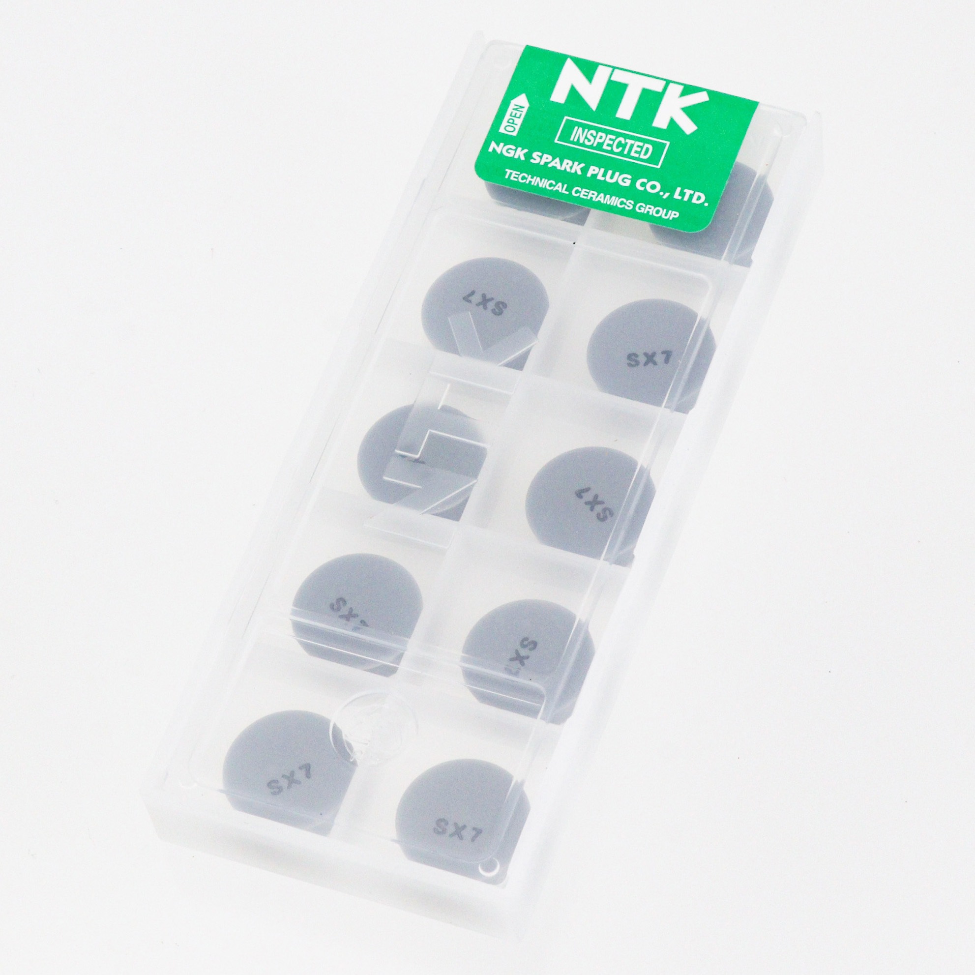 RPGN120400T00820 SX7 チップ(耐熱鋼) NTKカッティングツールズ SX7製 円形  1箱(10個) RPGN120400T00820 SX7 16,980円