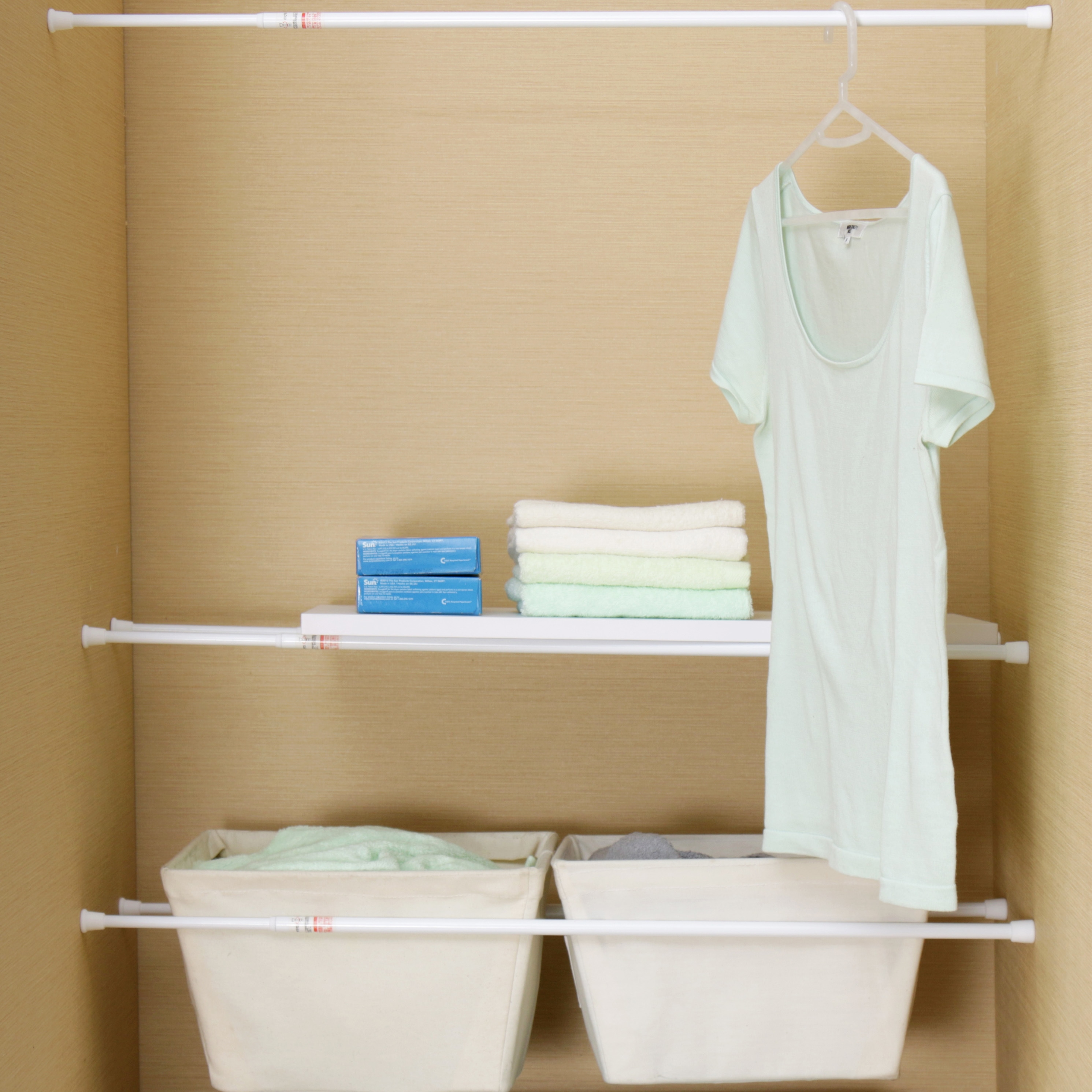 RSV-190 伸縮棒超スリム アイリスオーヤマ ホワイト色 幅13mm奥行13mm