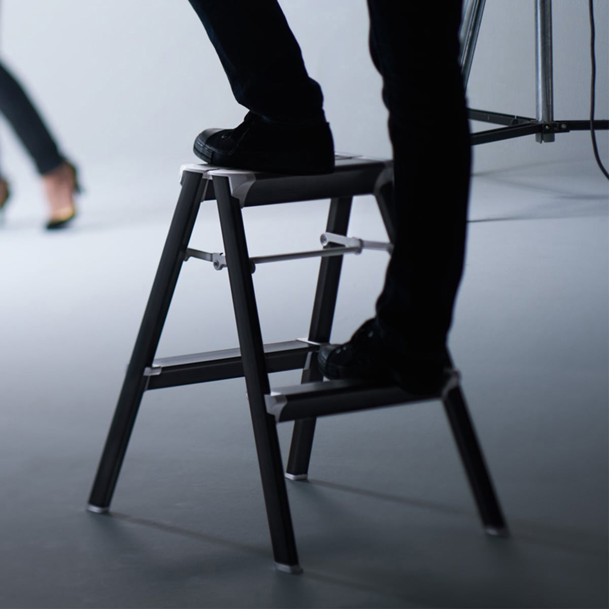 SK2.0-06BK アルミ踏み台 長谷川工業 天板寸法・幅280mm天板寸法・奥行