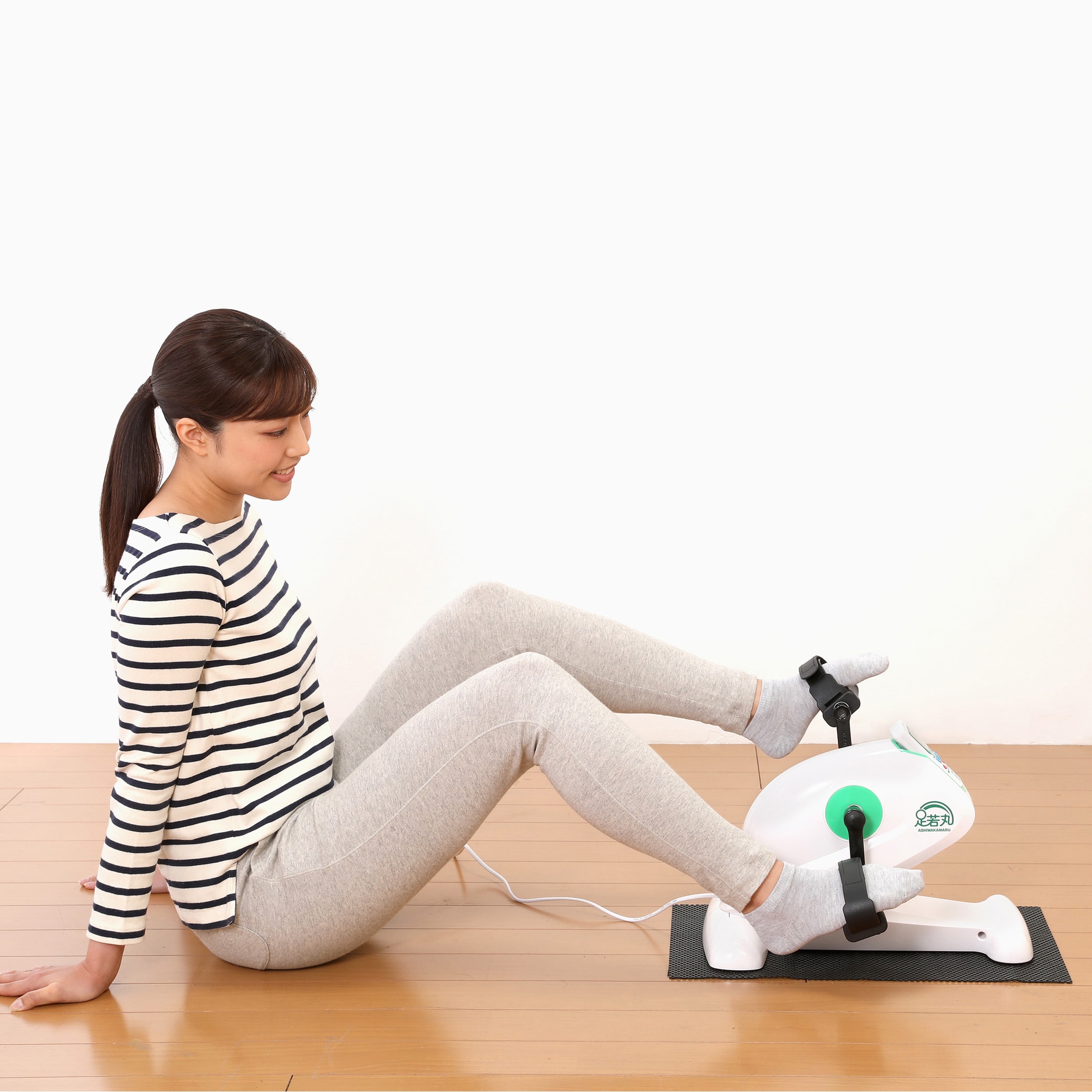 足若丸 電動ルームサイクル 室内運動 フィットネス ブランディングジャパン ASM-01T 電動サイクルマシン 足若丸 1台 ブランディングジャパン