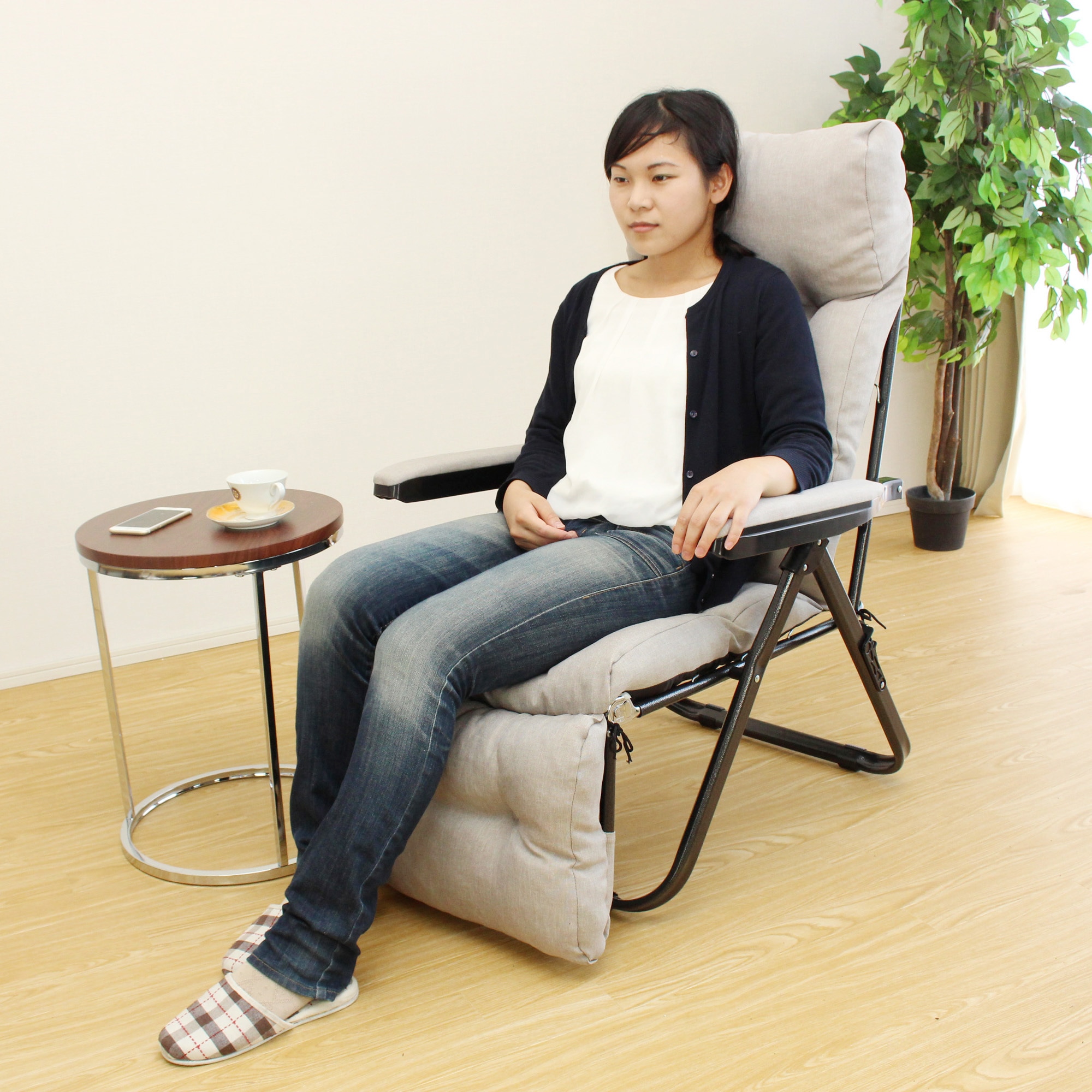 【美品】CASA リクライニングチェア フットレスト付き Amazon｜CASA リクライニングチェアー フットレスト付