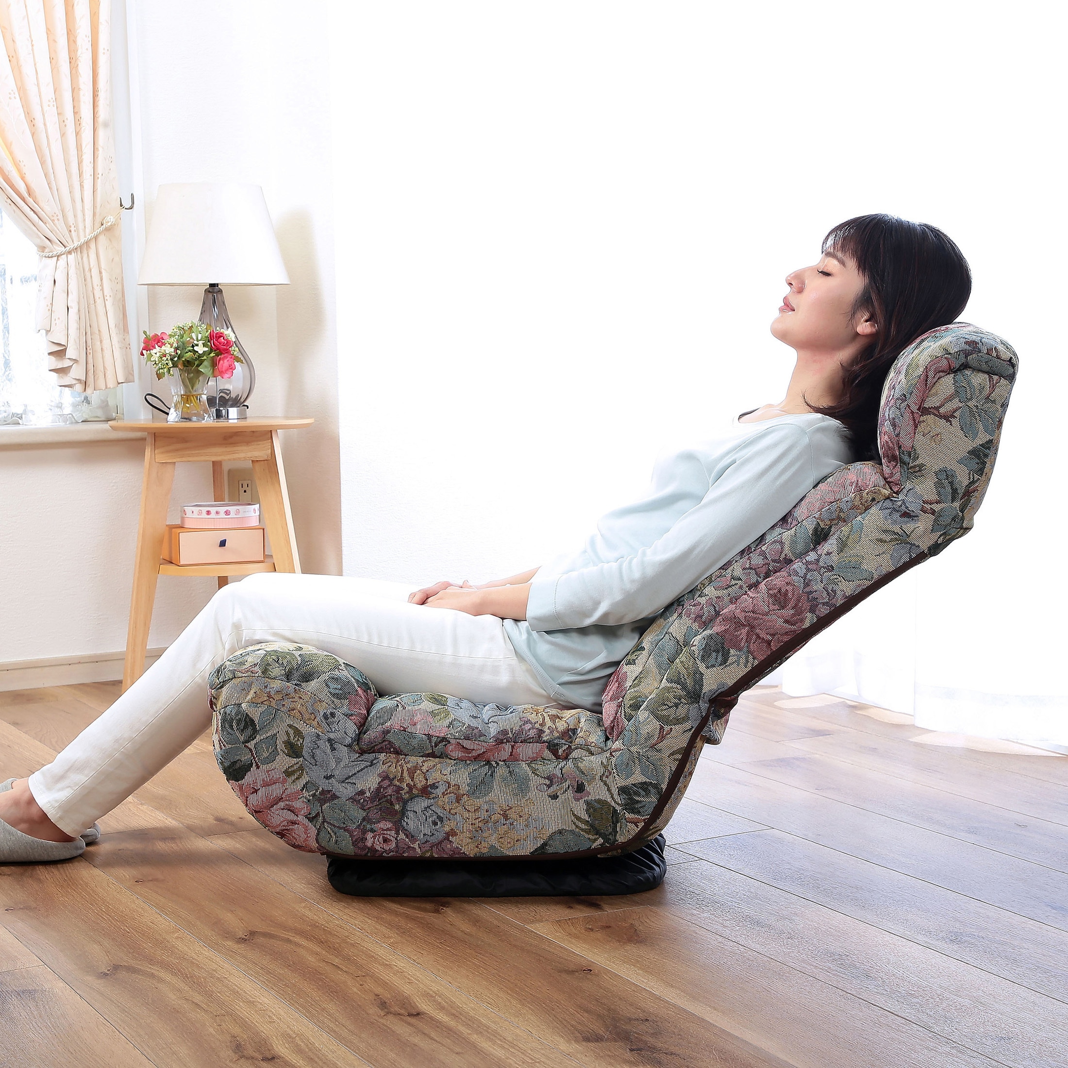 大人気，格安 ビータ(Vita) 極厚座面の回転座椅子・ゴブラン 幅52