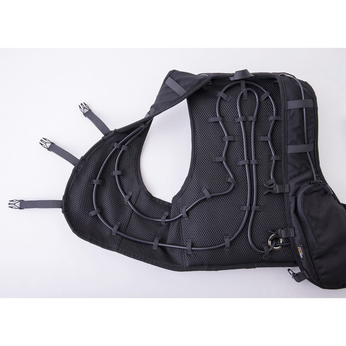 ICW001 アイスウォータークーリングベストプロ CUC(中国産業