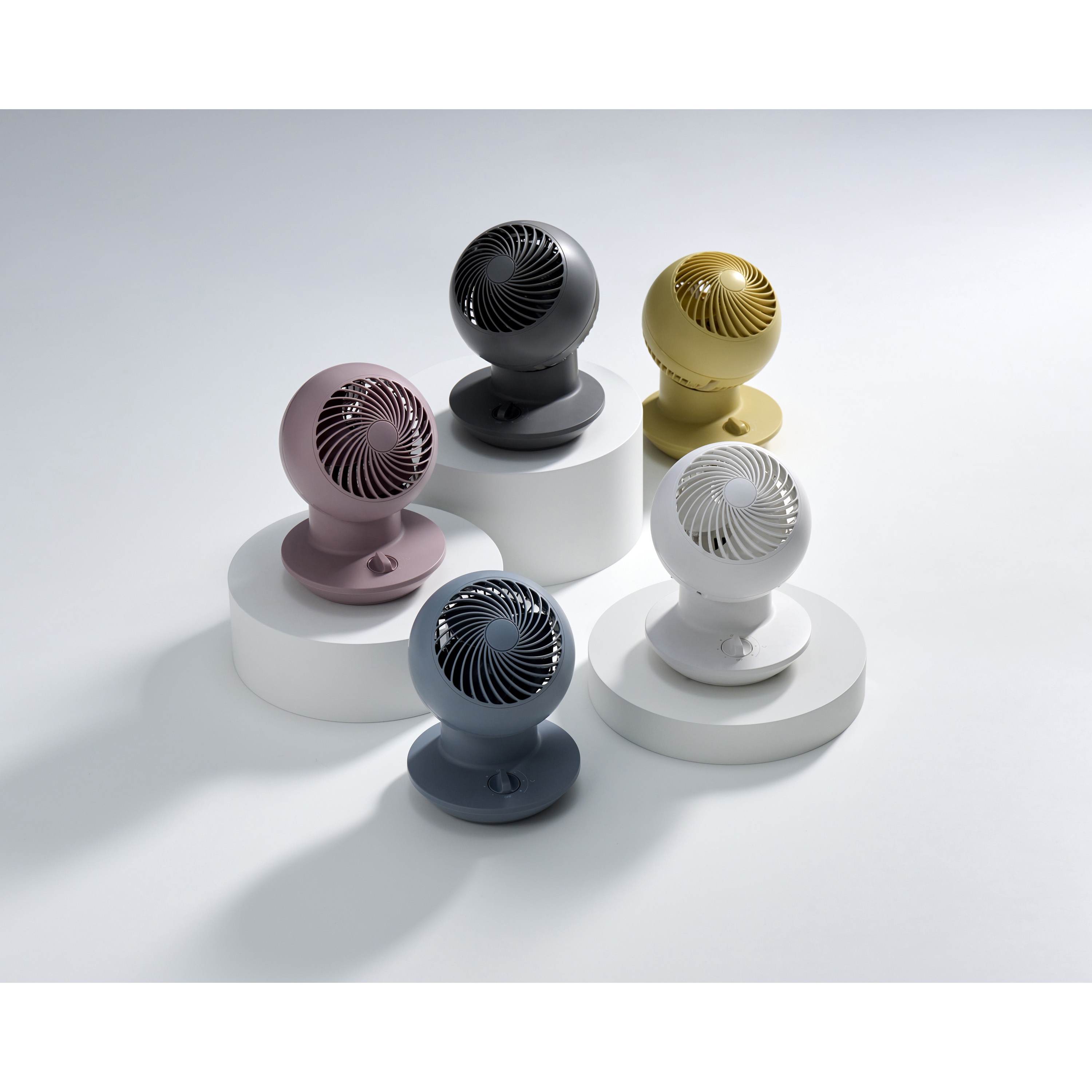 アイリスオーヤマ -  さなPさんお取り置き❣️ PCF-SM122-H サーキュレーターmini 8畳 1台 アイリスオーヤマ