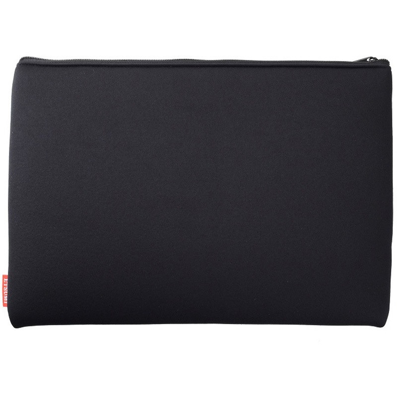 CHANEL ブラック クッションポーチ　ノートパソコン CHANEL シャネル ノベルティ PCケース パソコンケース ポーチ ノート