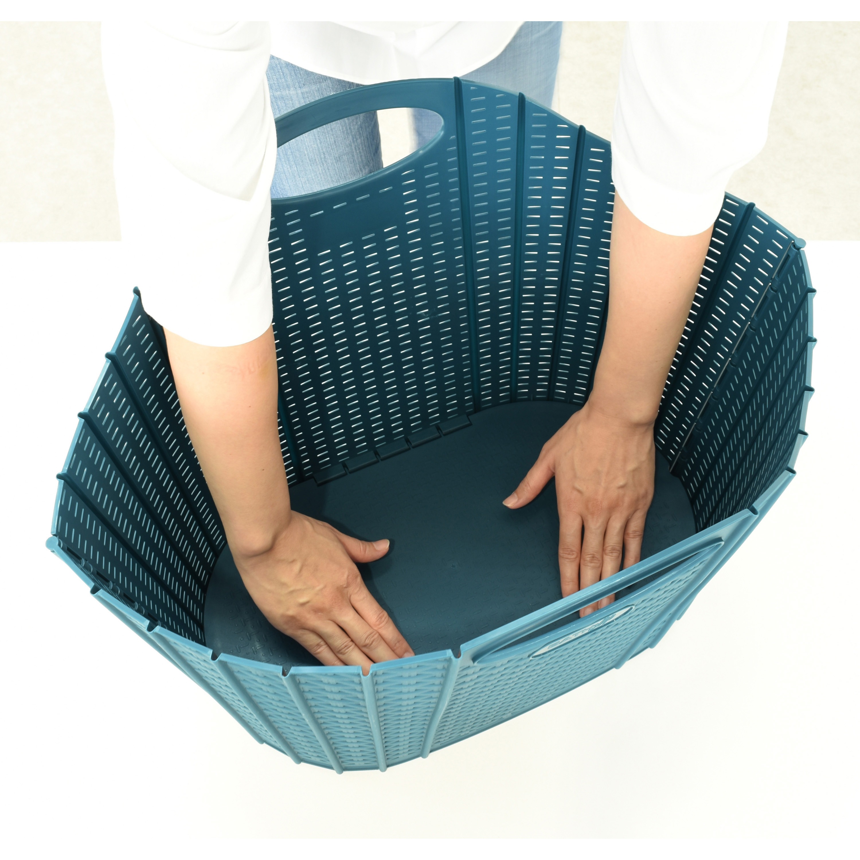 ランドリー ラタンバスケット 折りたためるランドリーバスケットラタン 清水産業 グレー色