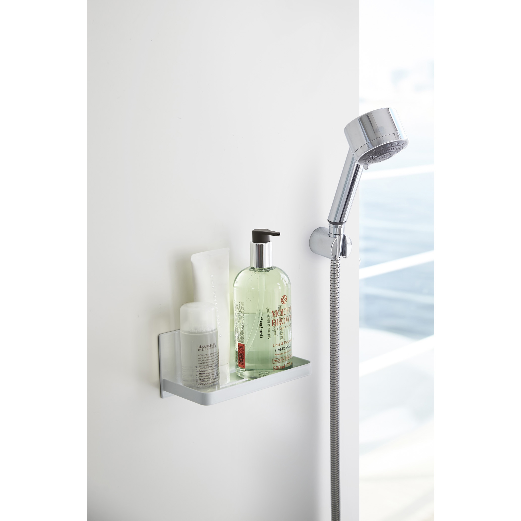 3269 マグネットバスルームラック タワー 山崎実業 ホワイト色