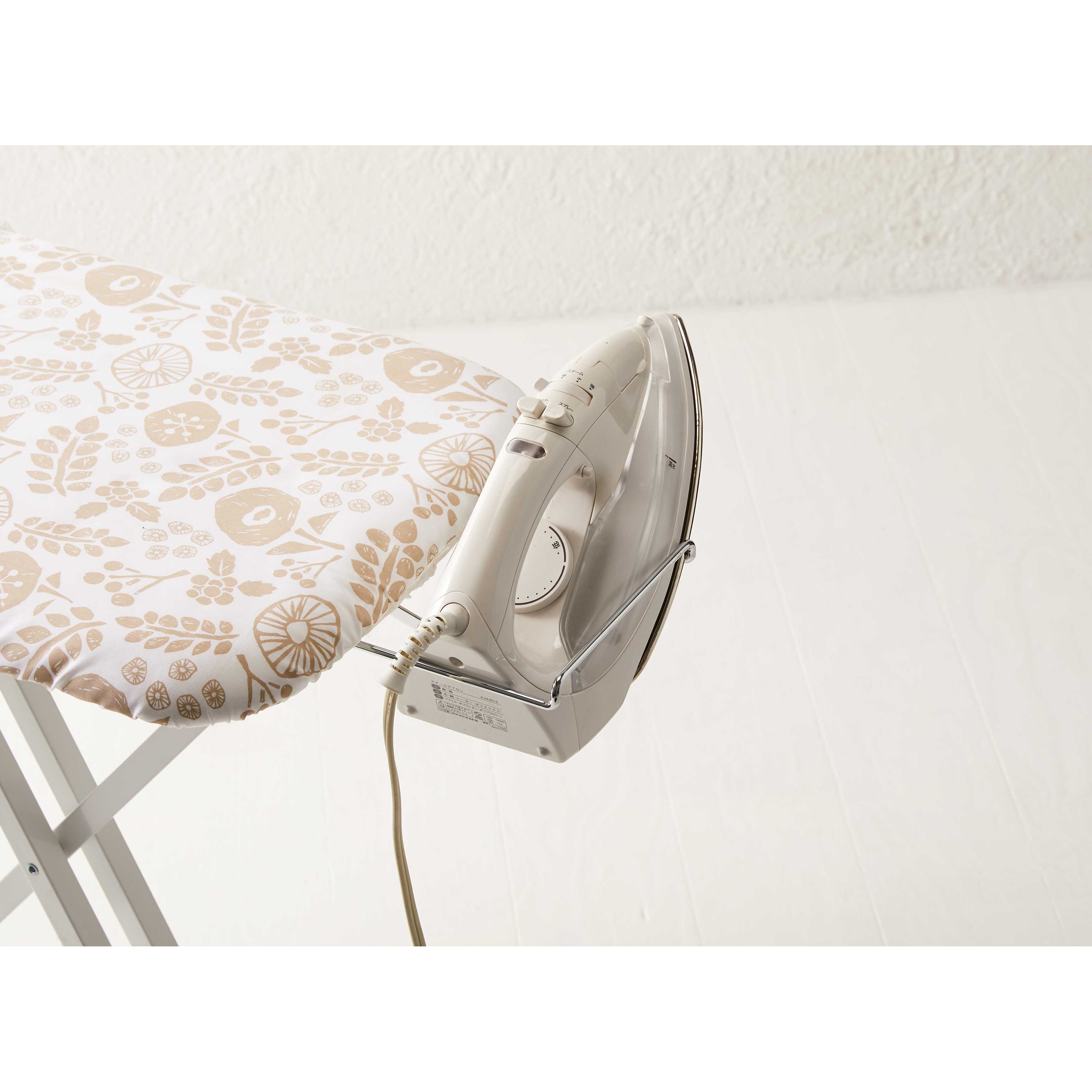 3958 北欧風 暮らしの定番 スタンド式人体型アイロン台 1個 山崎実業 【通販モノタロウ】