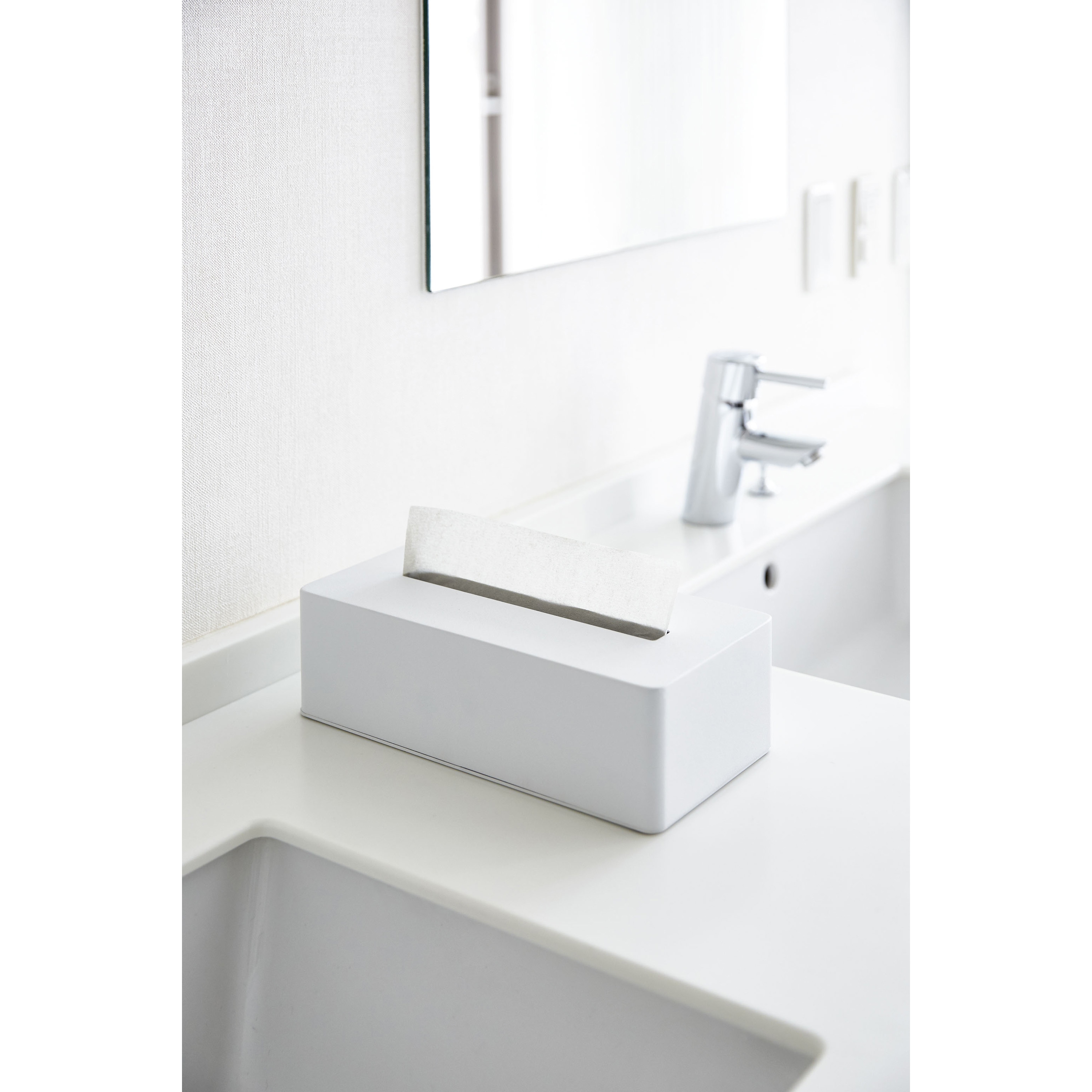 4215 ティッシュボックス タワー 山崎実業 ホワイト色 - 【通販