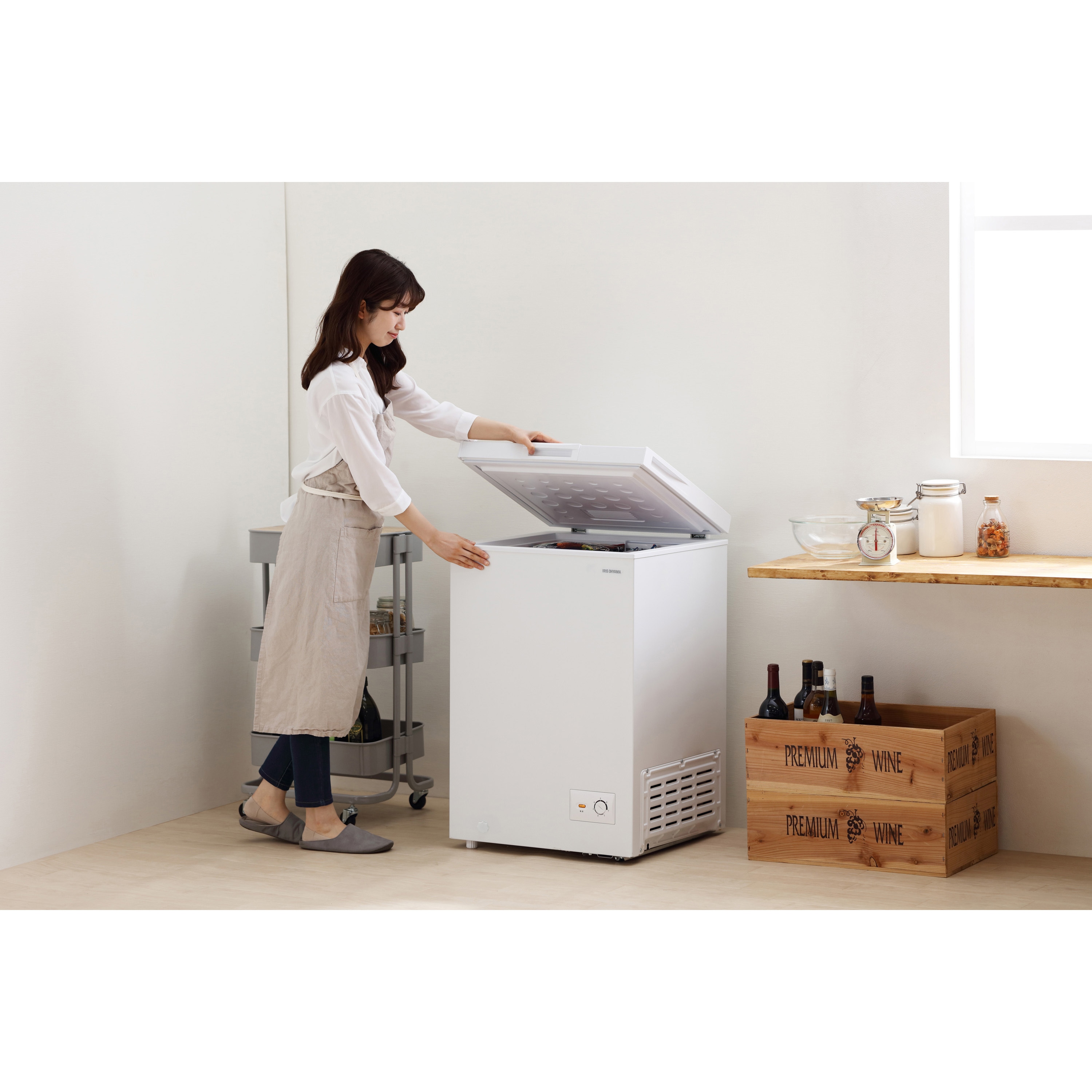 【新品同様】上開き式冷凍庫 100L ICSD-10A-W アイリスオーヤマ ICSD-10C-W 上開き式冷凍庫 100L 1台 アイリスオーヤマ 【通販モノタロウ】