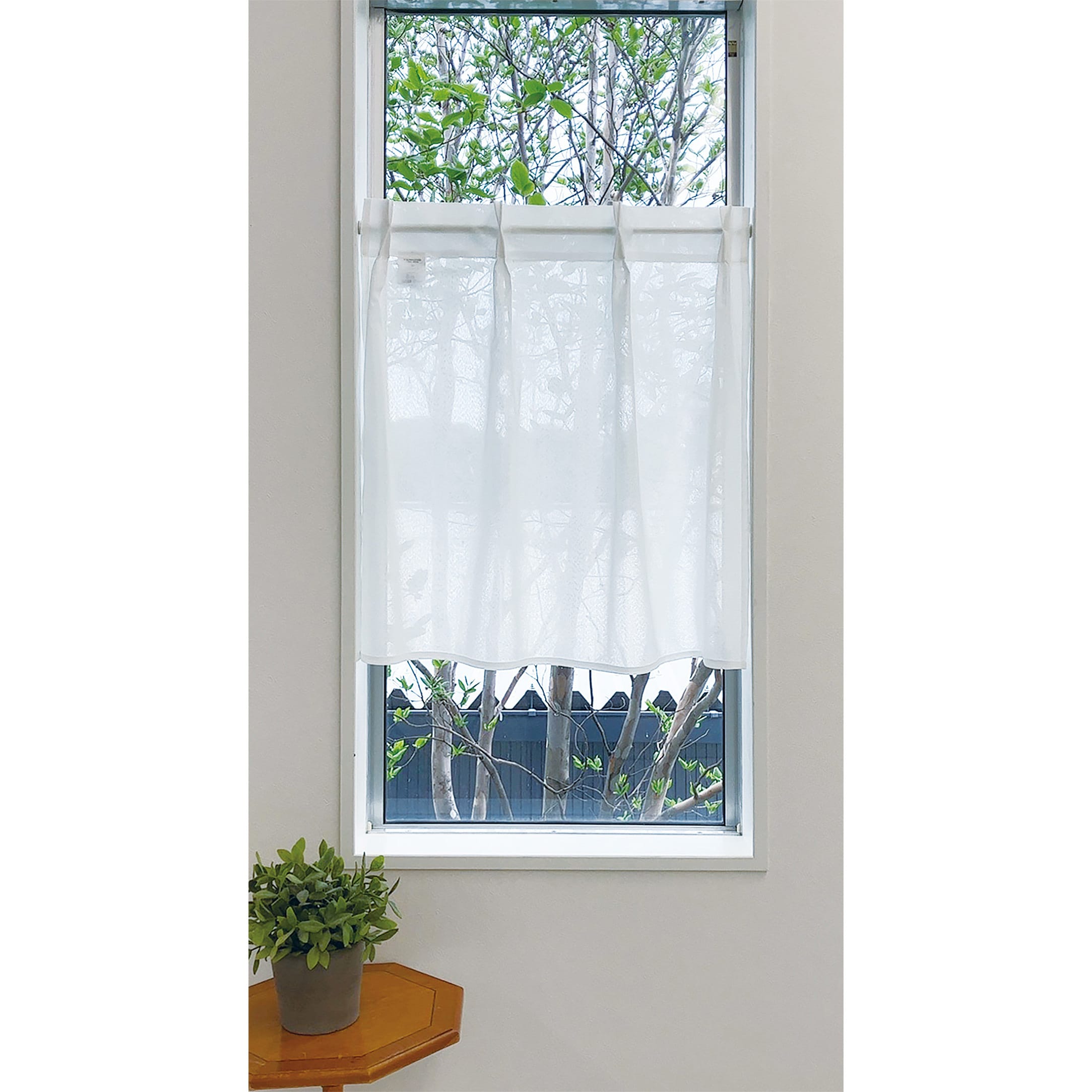 60x70 小窓用タックカーテン ソアラ 1枚 ユニベール 【通販 60x70 小窓用タックカーテン ソアラ 1枚 ユニベール 【通販