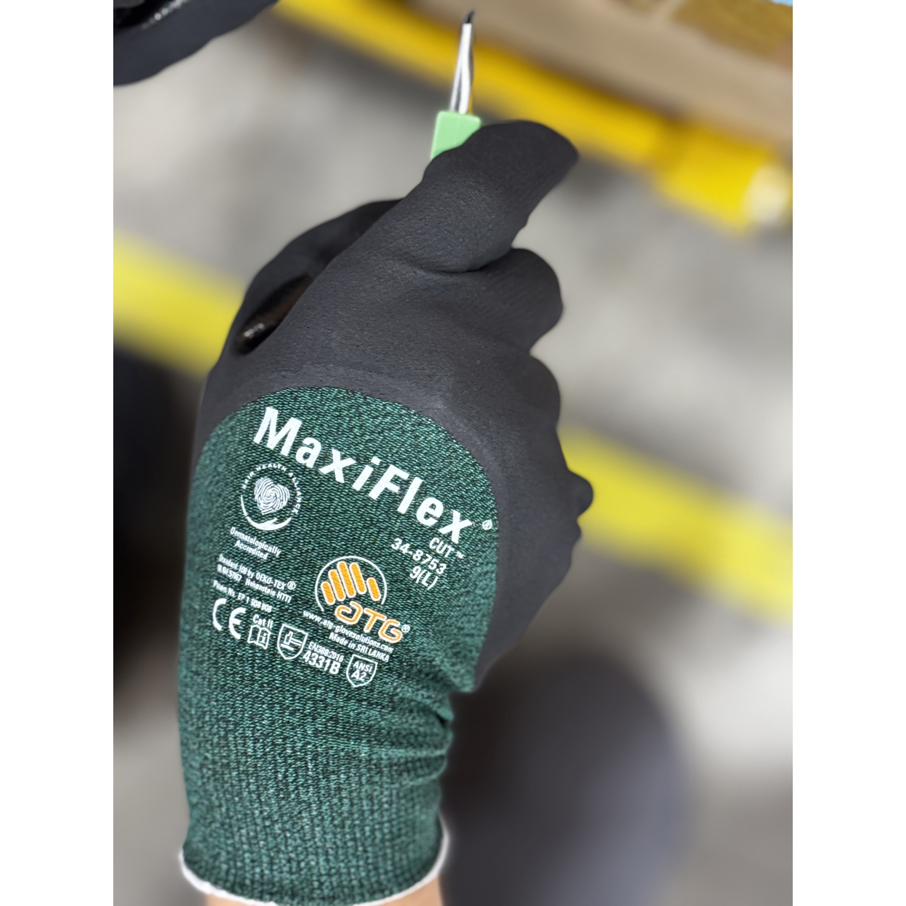 34-8753-L 耐切創手袋 マキシフレックス カット 手の甲4分の3