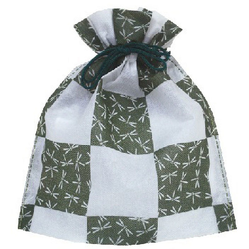 SW2528CHTB-HV 不織布巾着チェック蜻蛉柄 三和 ハーブ色  1箱(50枚×20袋) SW2528CHTB-HV