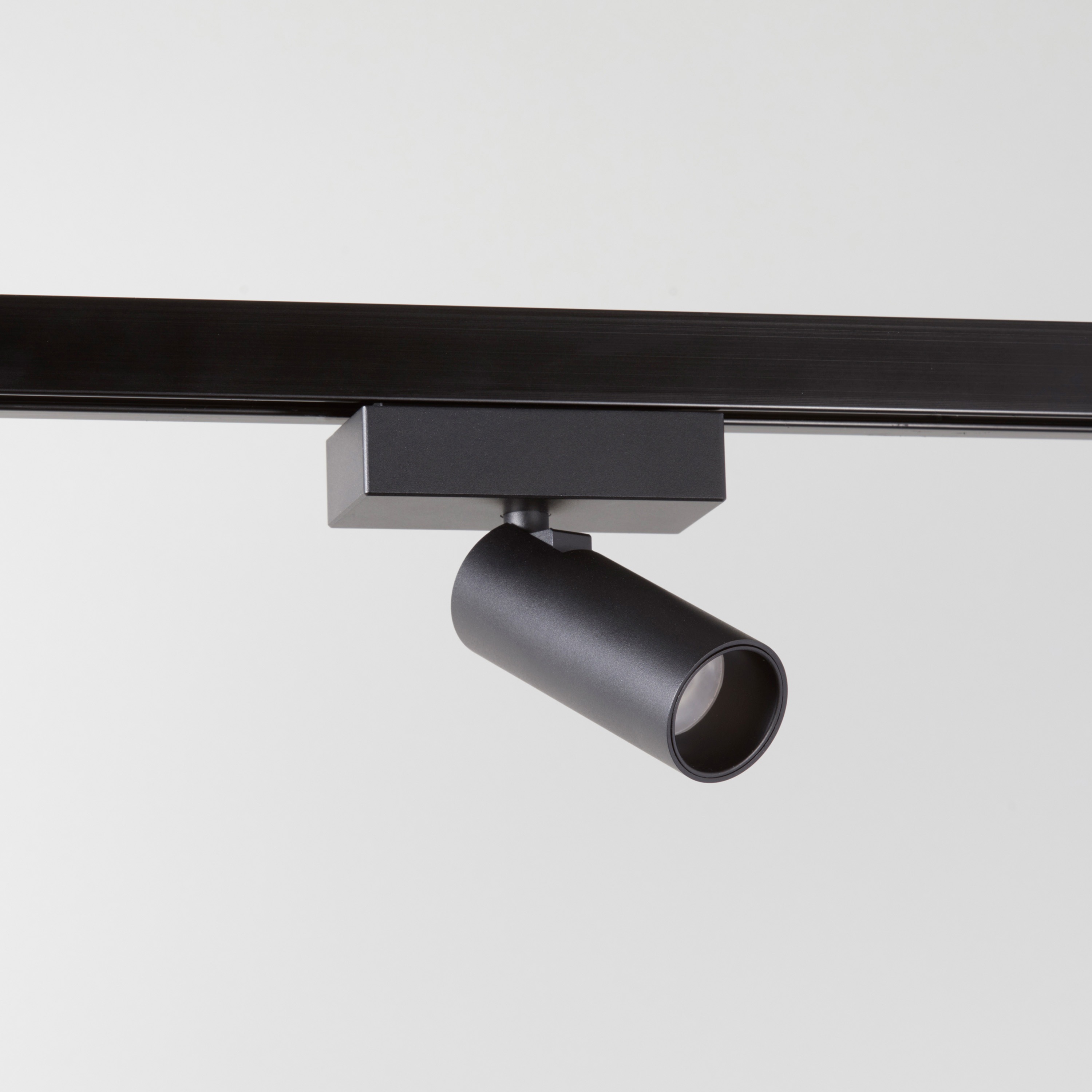 TES01-27K-50D-B 28スポットライト(プラグタイプ) TOKISTAR 配光角度50° 演色指数93Ra 消費電力7.5W 2700K   TES01-27K-50D-B